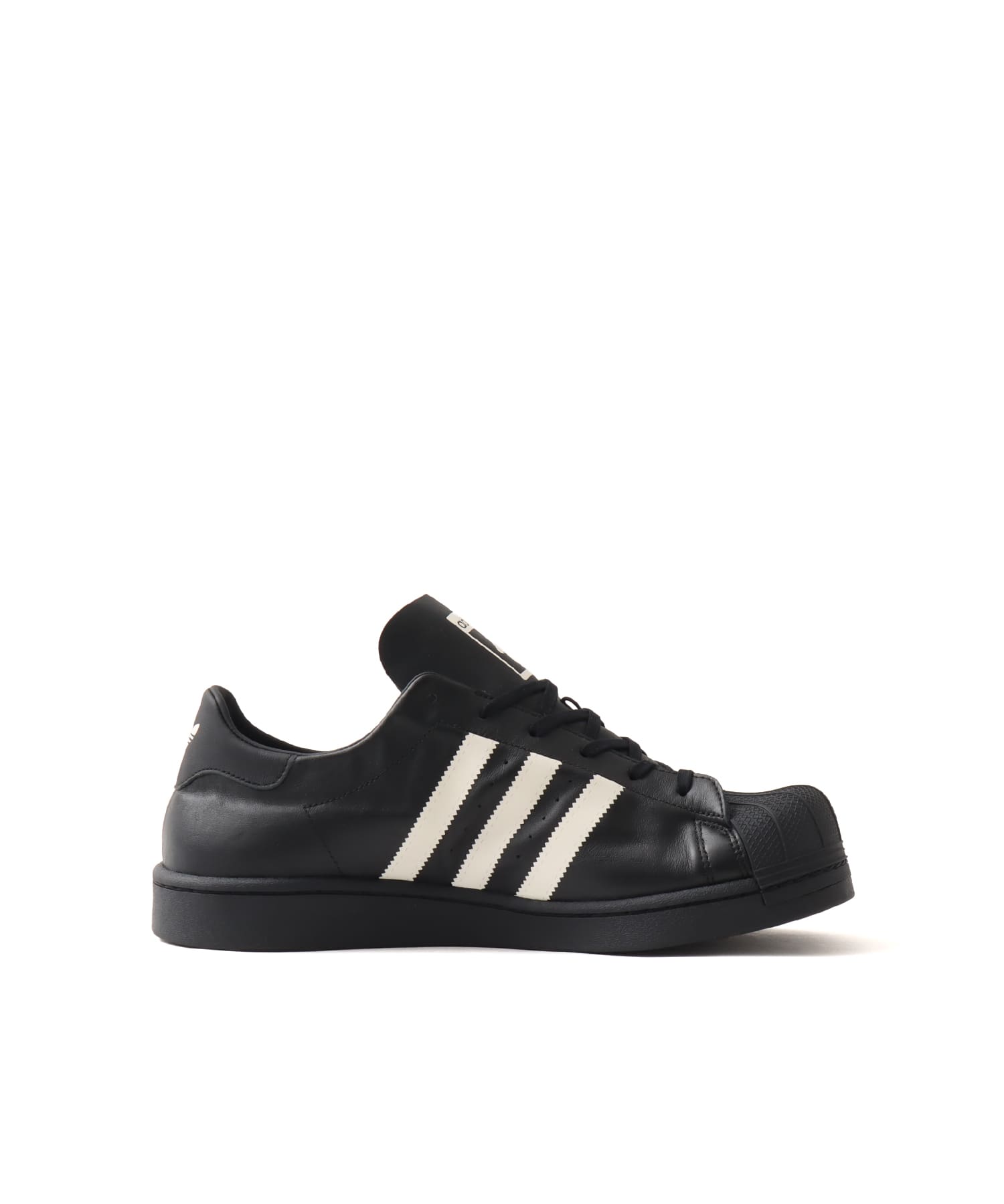 adidas SUPERSTAR BY AVAVAV CBLACK/MISSTO/OWHITEの画像