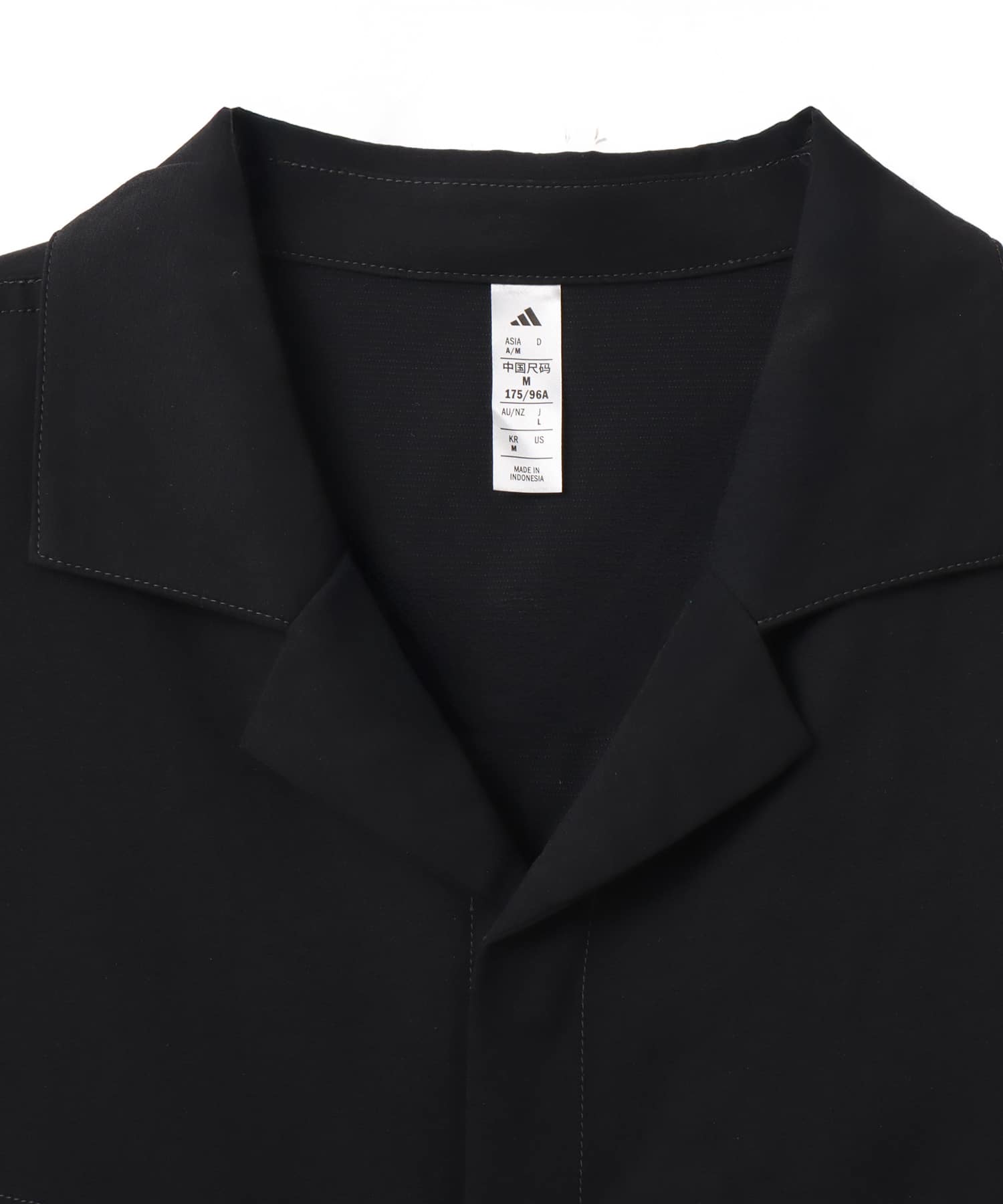 adidas DAY//Ø WOVEN SHIRT U ブラックの画像