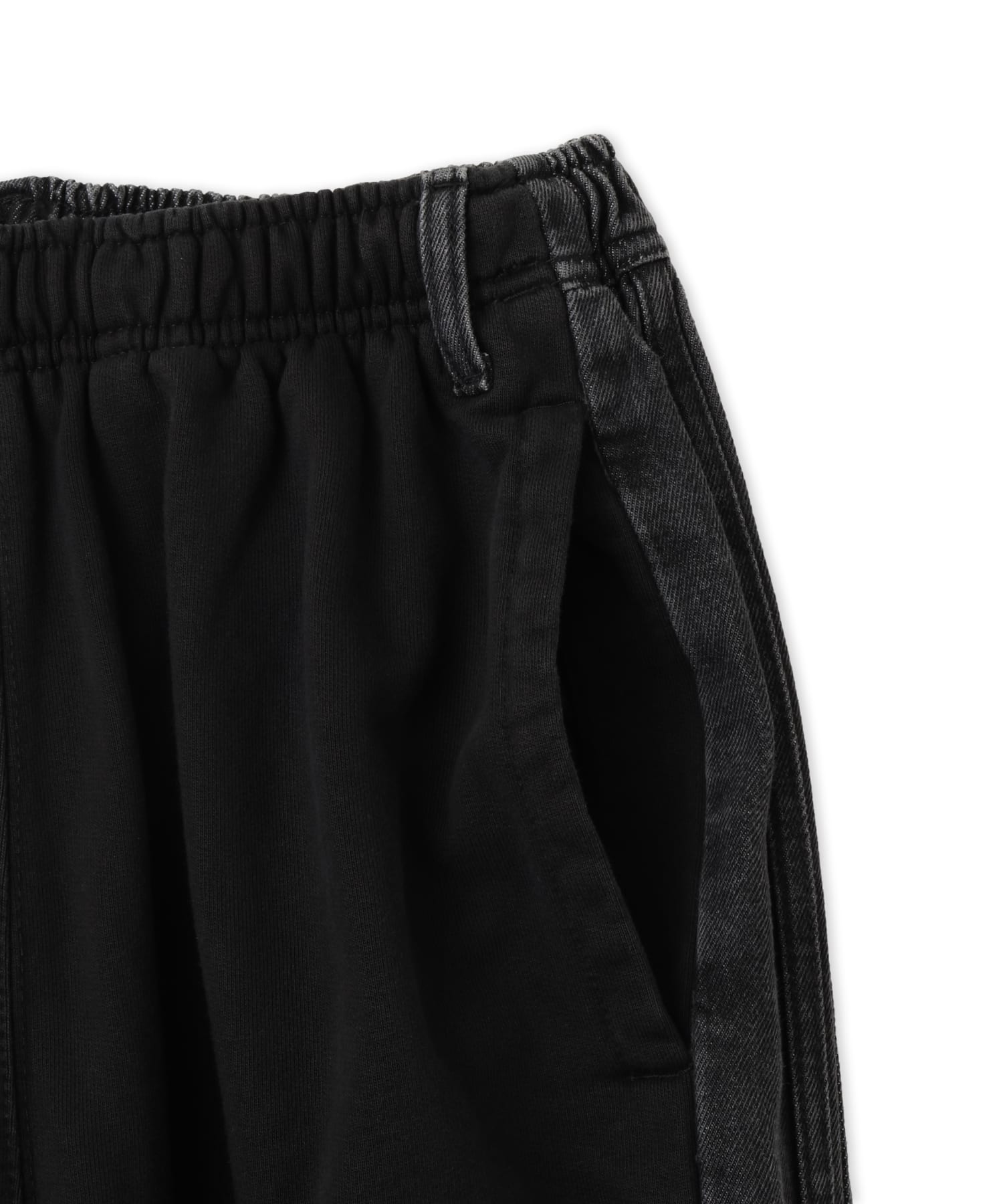 adidas ADIBREAK PANT ブラックの画像
