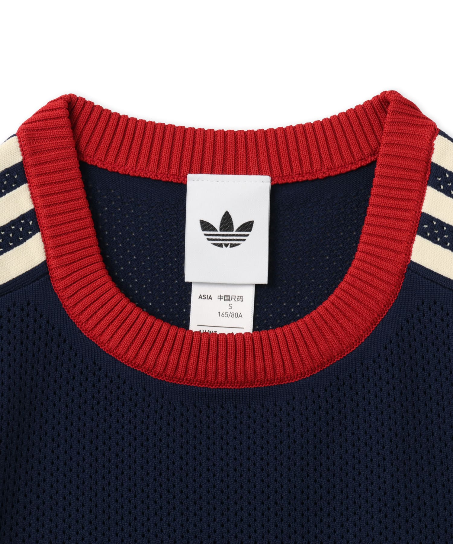 adidas MESH CALI TEE ナイトインディゴ/チームビクトリーレッド/ウォームバニラの画像