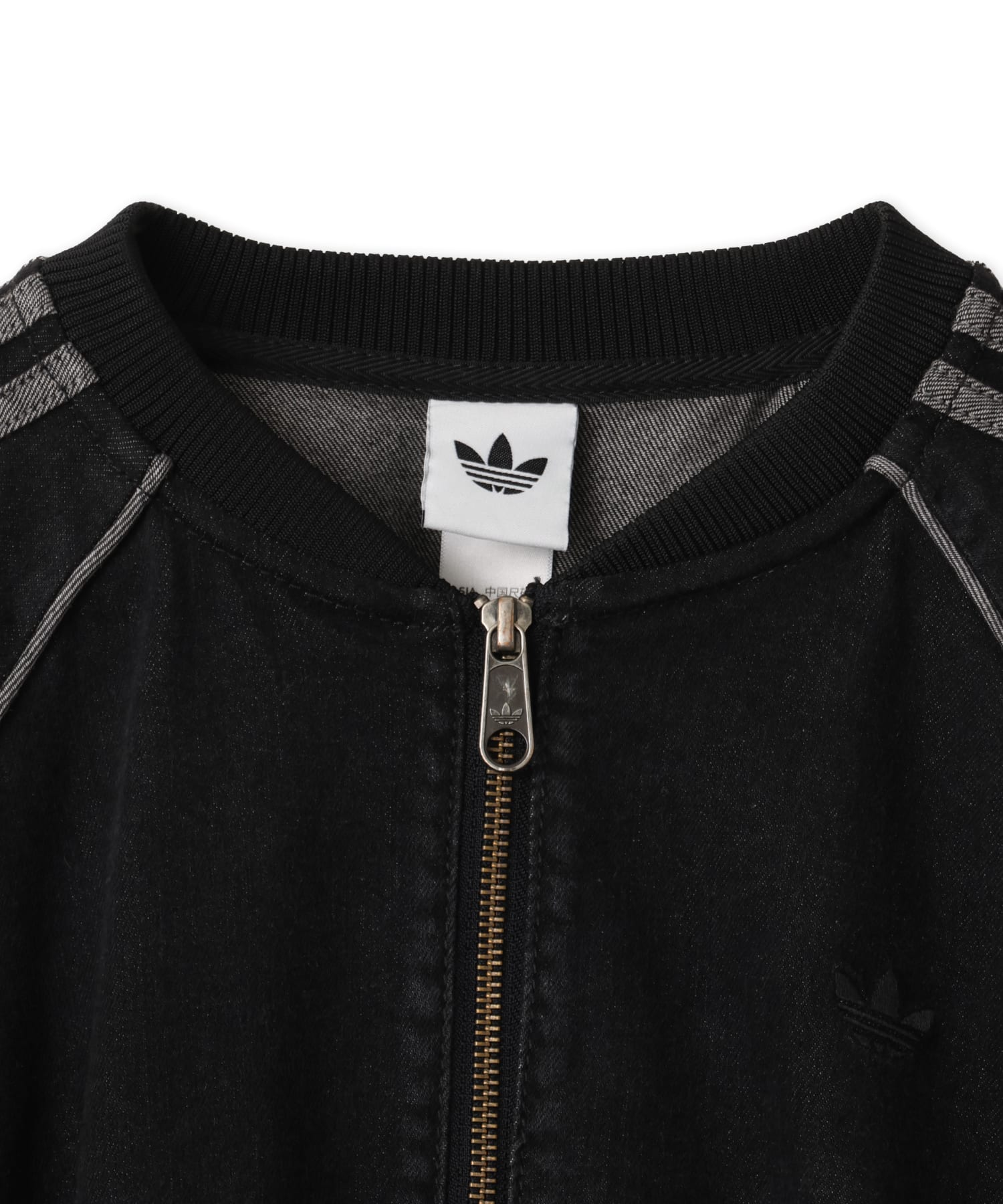 adidas DENIM SST TRACK TOP トゥルーブラックデニムの画像