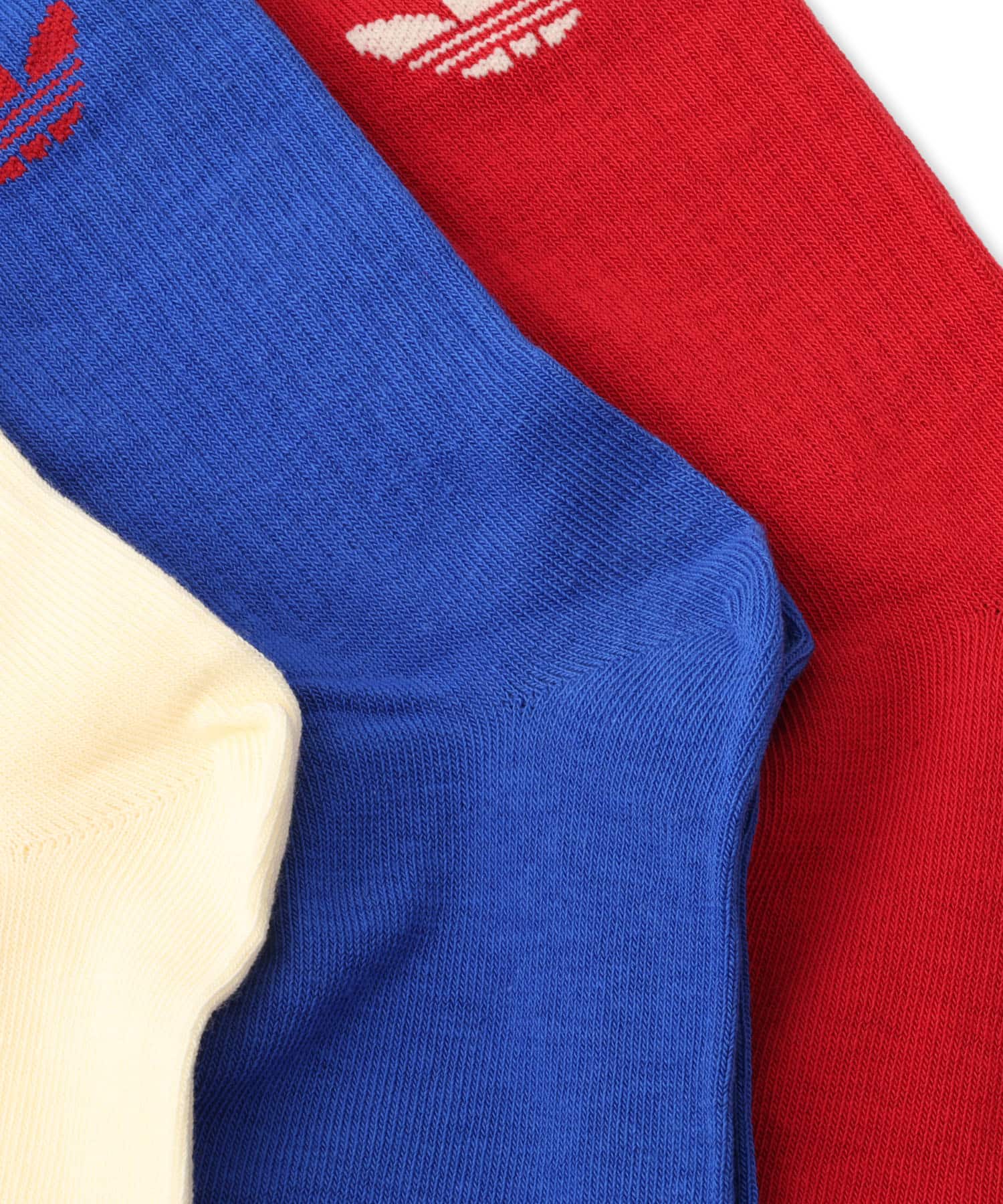 adidas CREW SOCK 3 PAIR PACK KIDS チームビクトリーレッド/ボールドブルー/ウォームバニラの画像