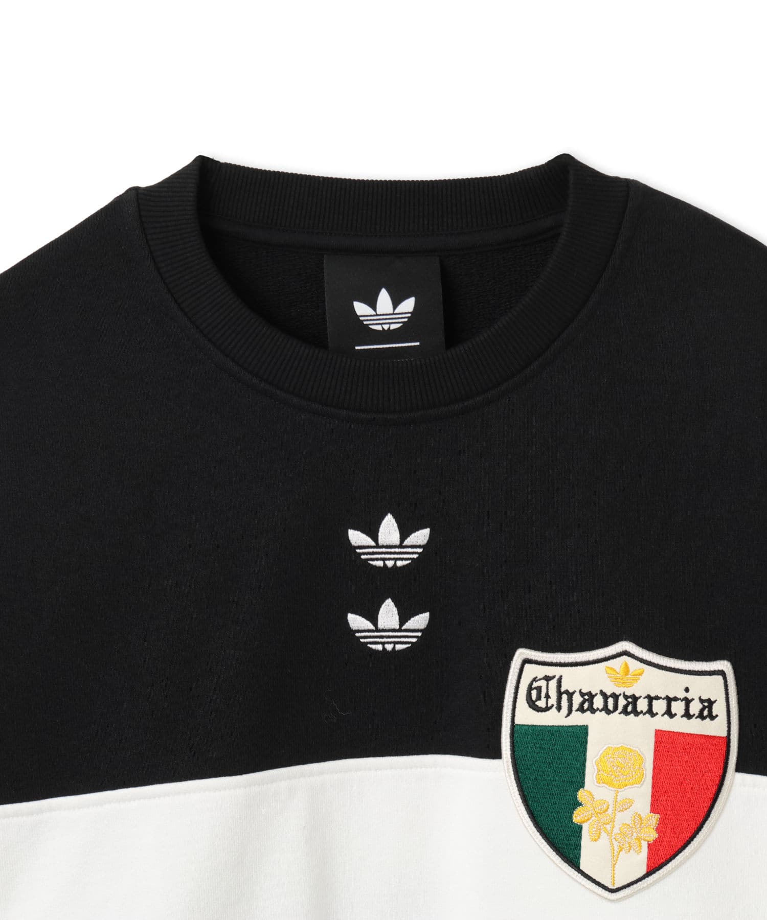 adidas CHAVARRIA FLEECE CREWNECK SWEATSHIRT ブラック/ホワイトの画像