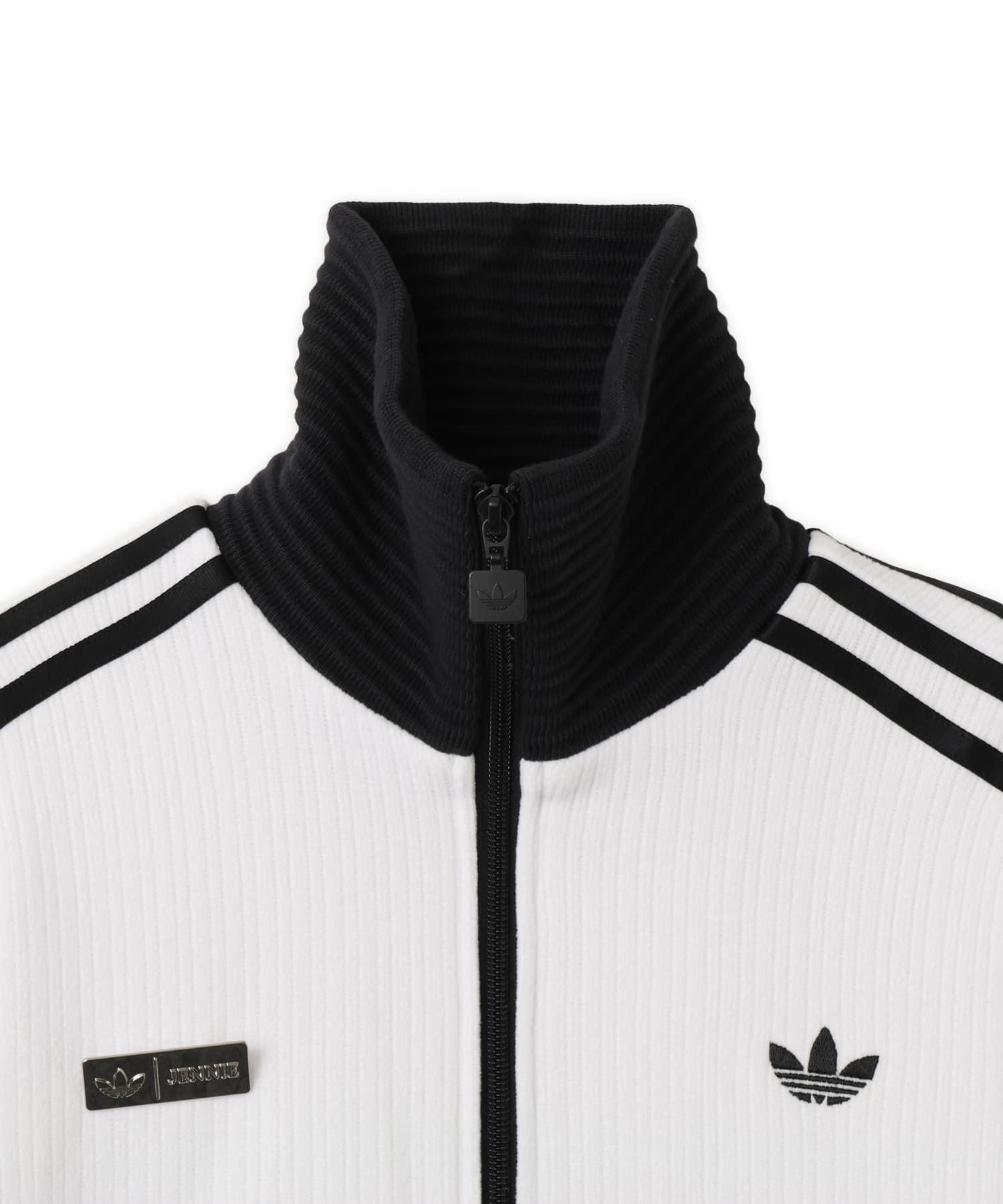 adidas JENNIE FAN OG TRACK TOP ホワイトの画像