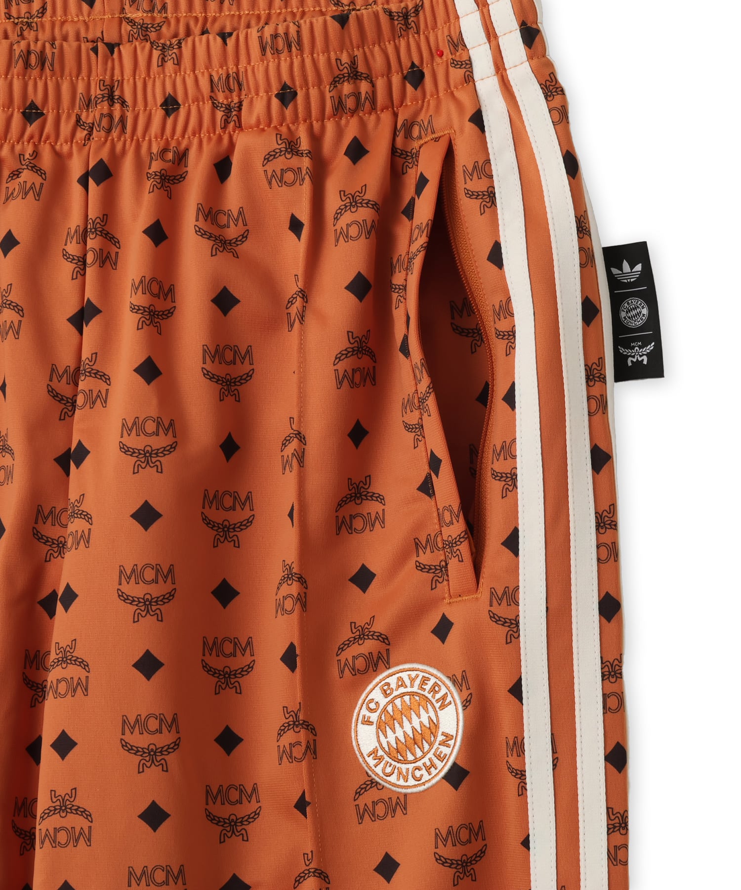 adidas FC BAYERN MUNCHEN 26/27 MCM TRACK PANT テックカッパーの画像