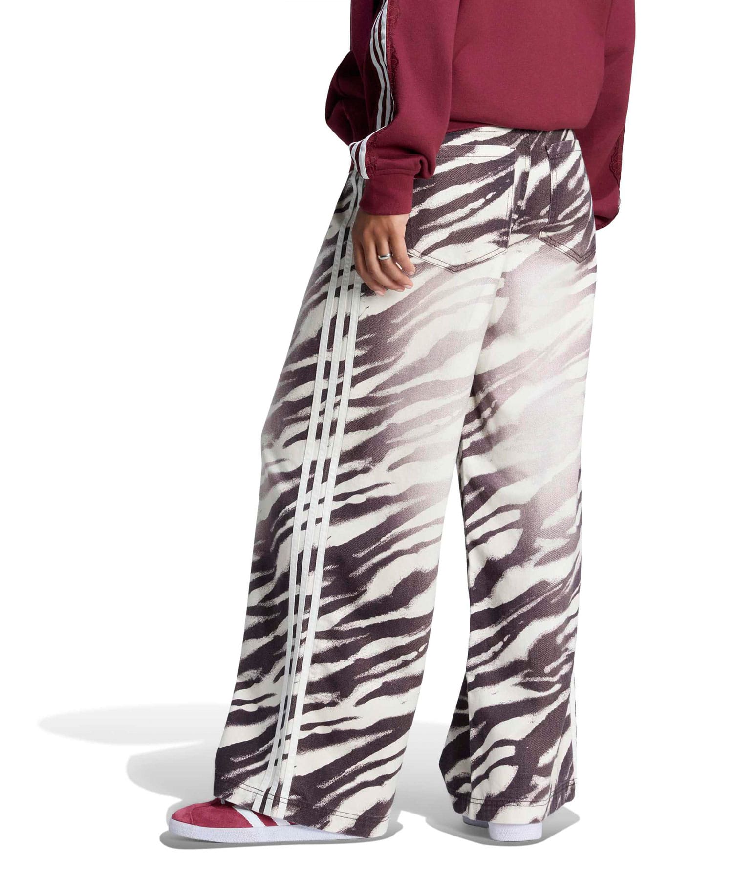 adidas ADILENIUM ZEBRA WIDE LEG DENIM PT オーロラコーヒーの画像