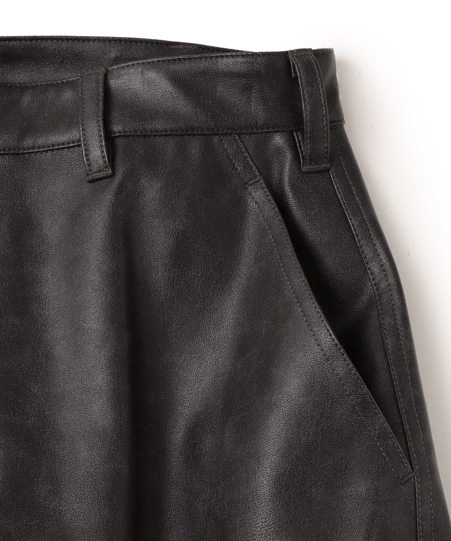 atmos Faux Leather Cargo Pants BLACKの画像