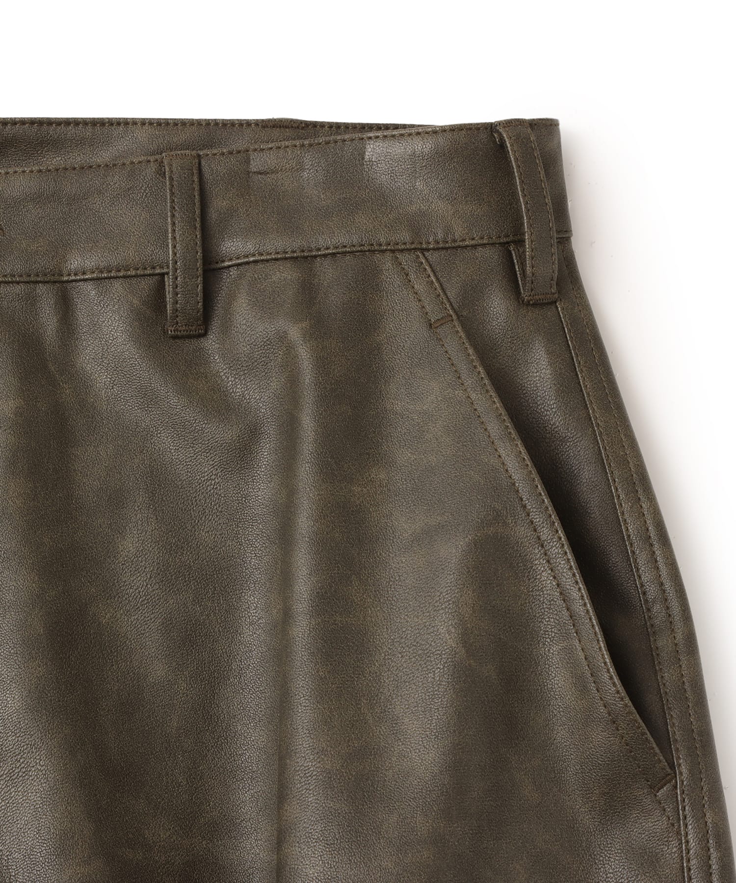 atmos Faux Leather Cargo Pants KHAKIの画像