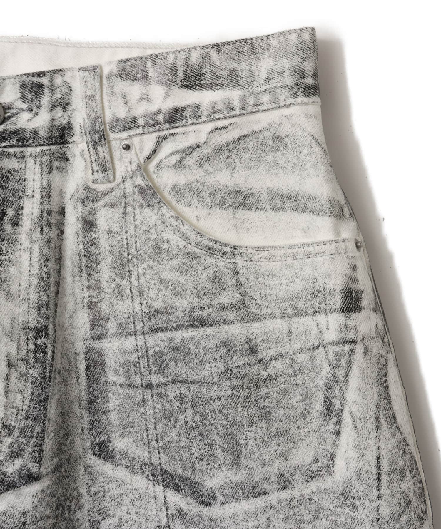atmos Foil Print Denim Shorts BLACKの画像