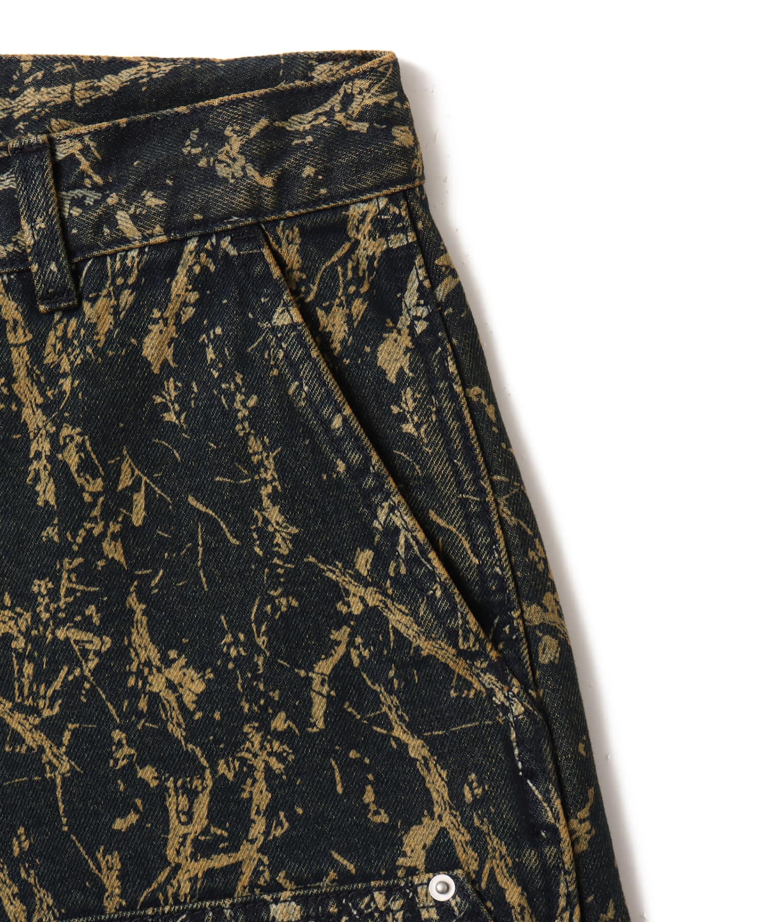 atmos Tree Camouflage Print Denim Short Pants BROWNの画像
