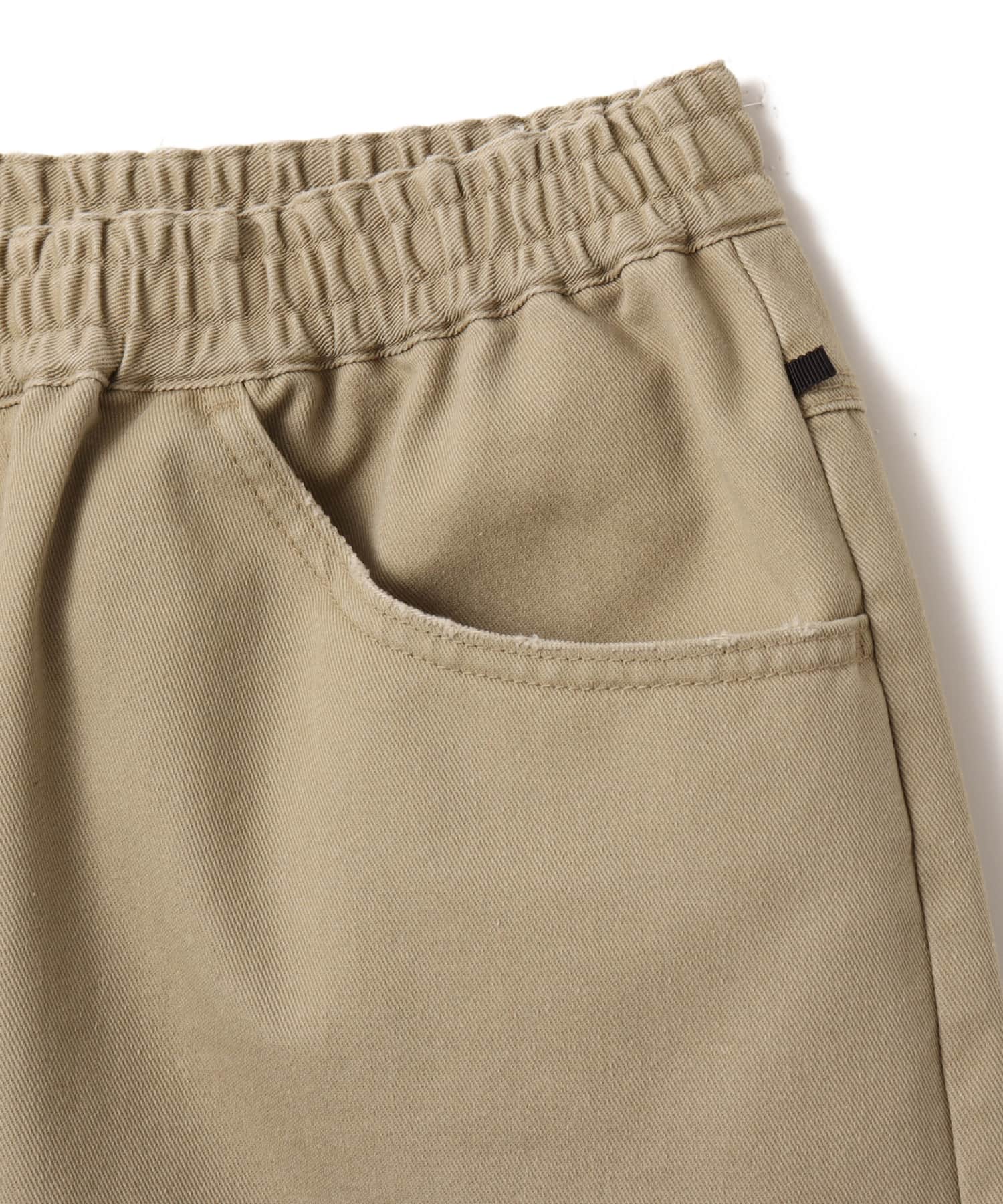 Dickies x atmos EASY DOUBLE KNEE PAINTER SHORTS BEIGEの画像