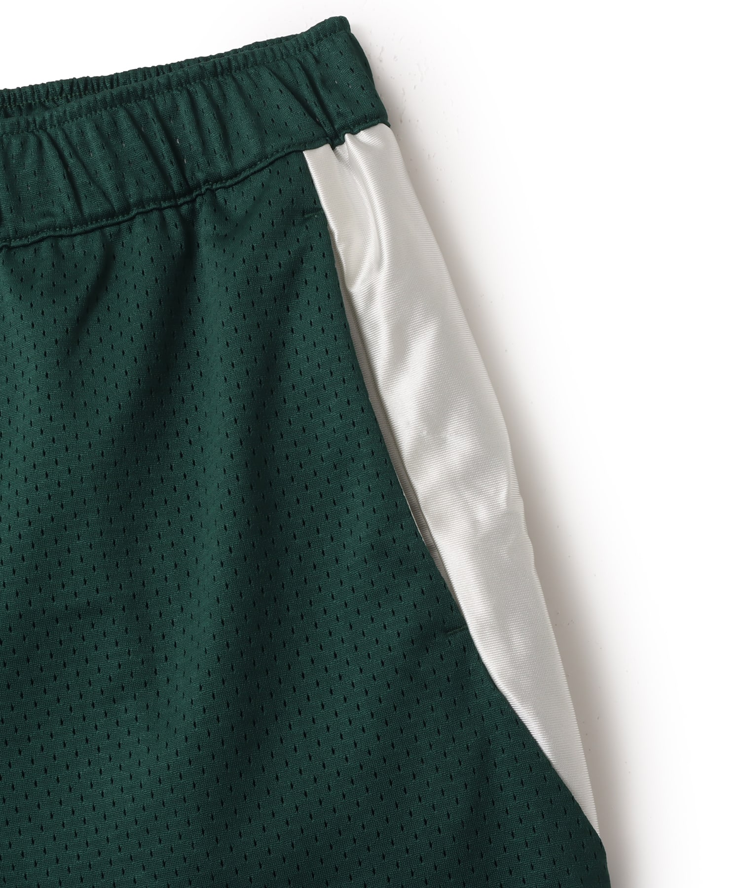 New Balance Basketball 7-Inch Mesh Shorts ナイトウォッチグリーンの画像