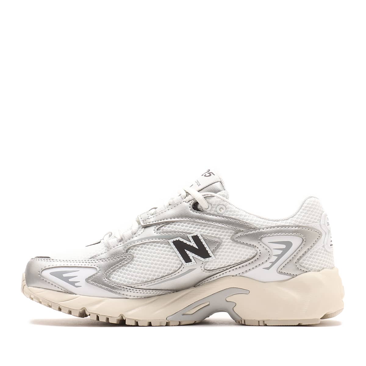New Balance ML725CG WHITE/BLACKの画像