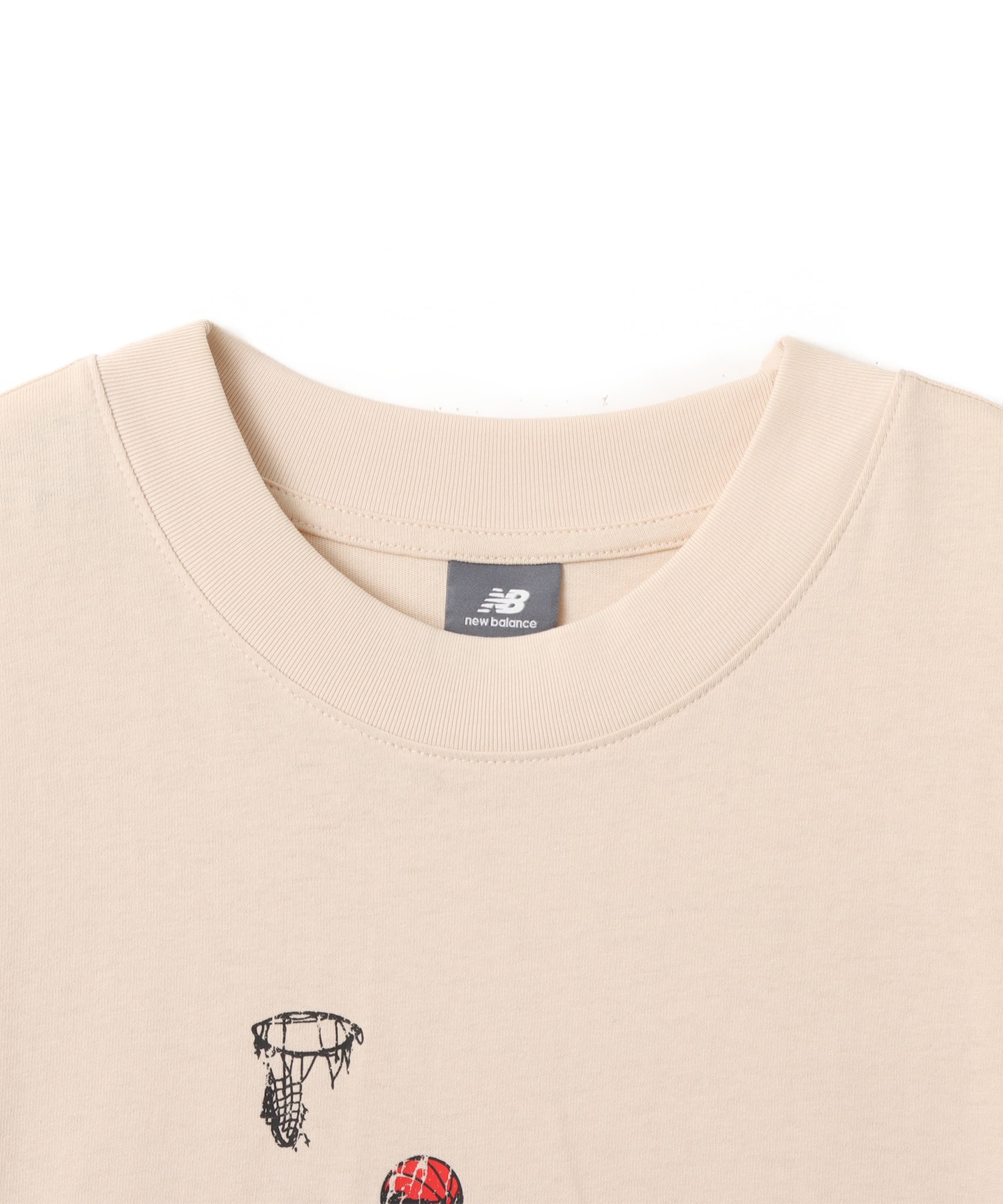 New Balance HOOPS GRAPHIC SHORT SLEEVE T SHIRT ビスクの画像