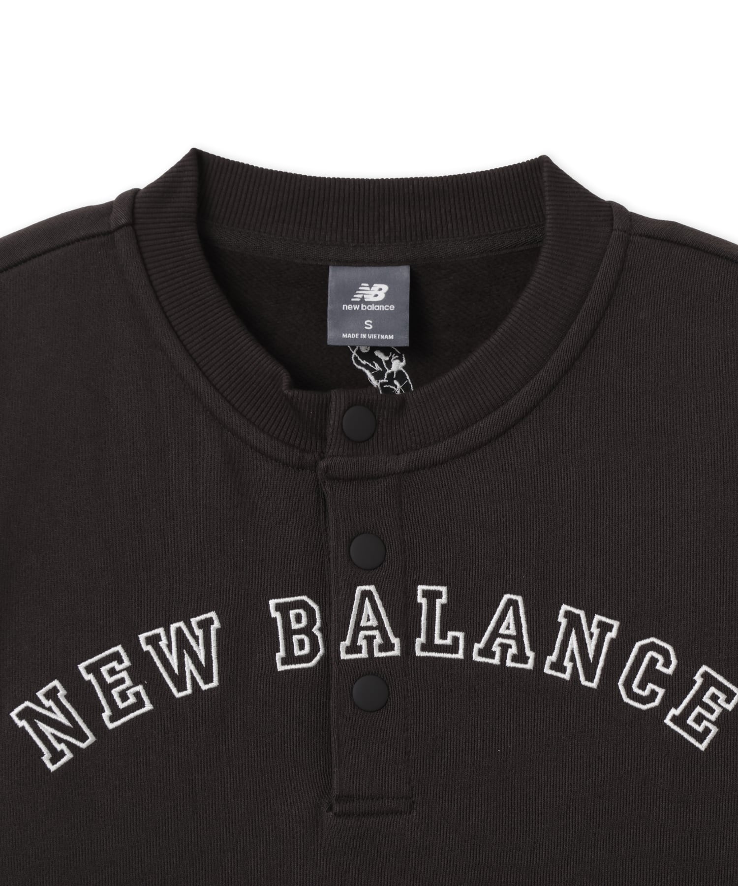 New Balance SHOHEI OHTANI SIGNATURE HENLEY NECK SHORT SLEEVE T-SHIRT ブラックセメントの画像