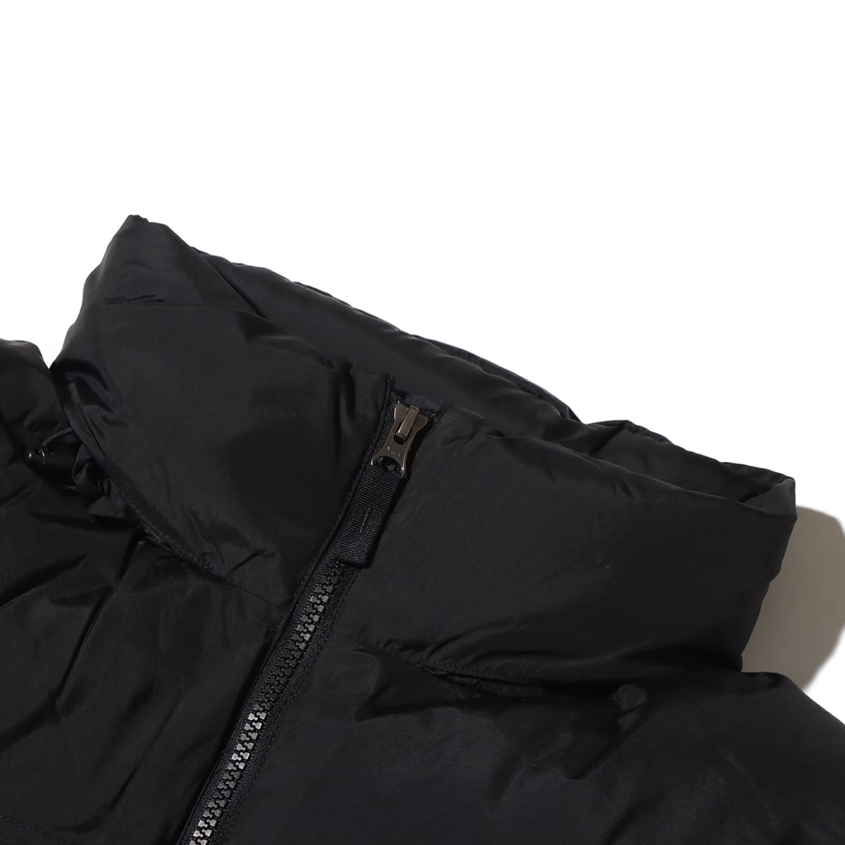 THE NORTH FACE NUPTSE VEST BLACK 23FW-I