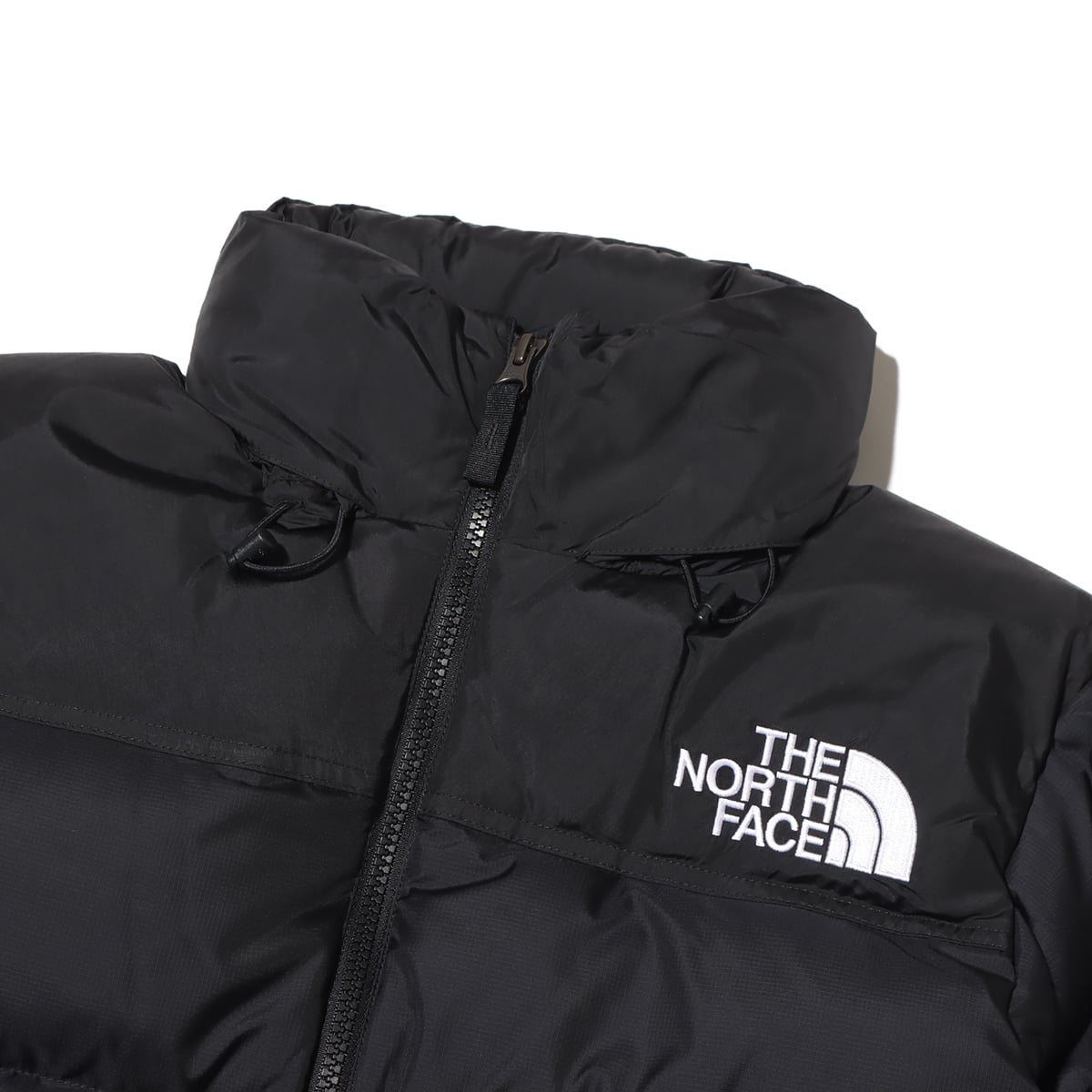 THE NORTH FACE SHORT NUPTSE JACKET BLACK 23FW-I