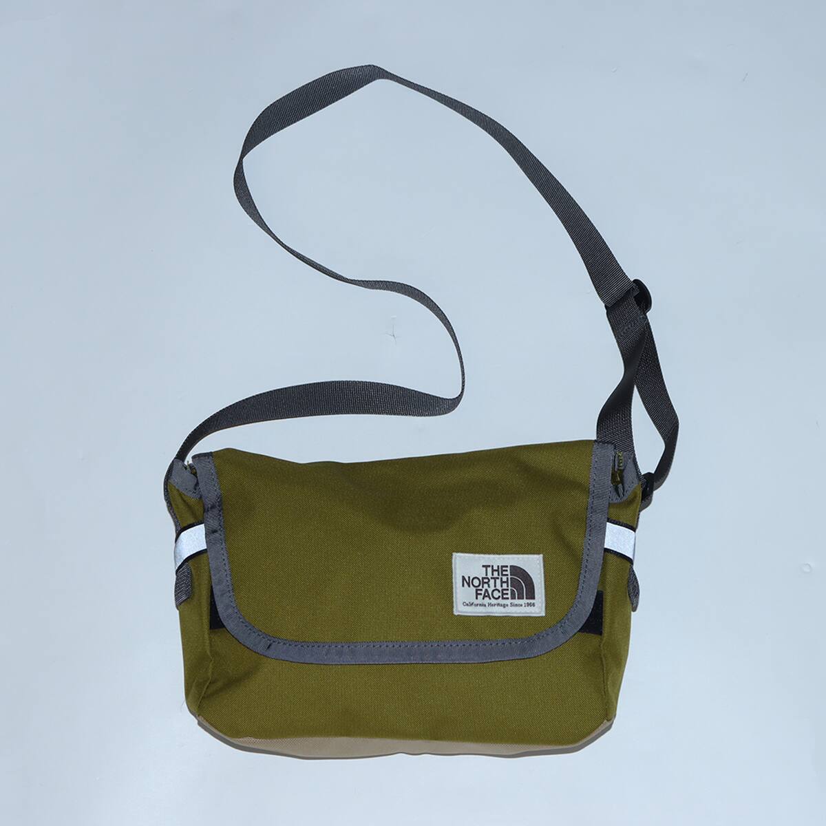 THE NORTH FACE KIDS SHOULDER POUCH サルファーM 23FW-I(ザ THE NORTH FACE KIDS SHOULDER POUCH サルファーM 23FW-I(ザ