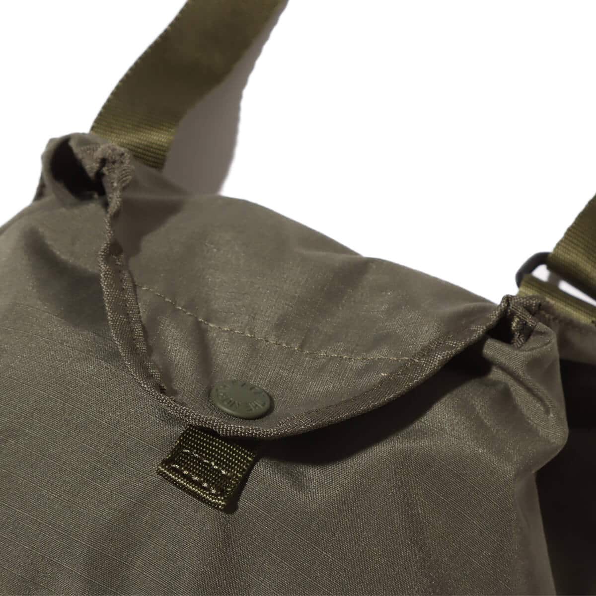 THE NORTH FACE PURPLE LABEL Mountain Wind Shoulder Bag Oliveの画像