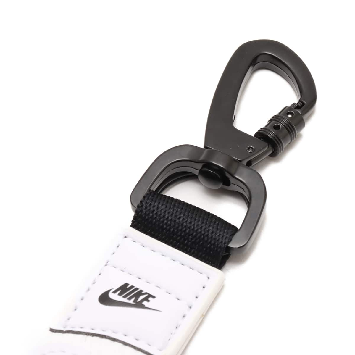 NIKE SWOOSH KEY HOLDER WHITE 24SP-I