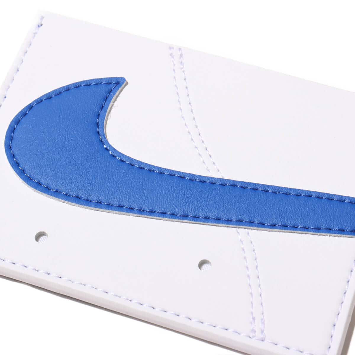 NIKE AIR FORCE 1 CARD WALLET ホワイト/ゲームロイヤル/ホワイトの画像