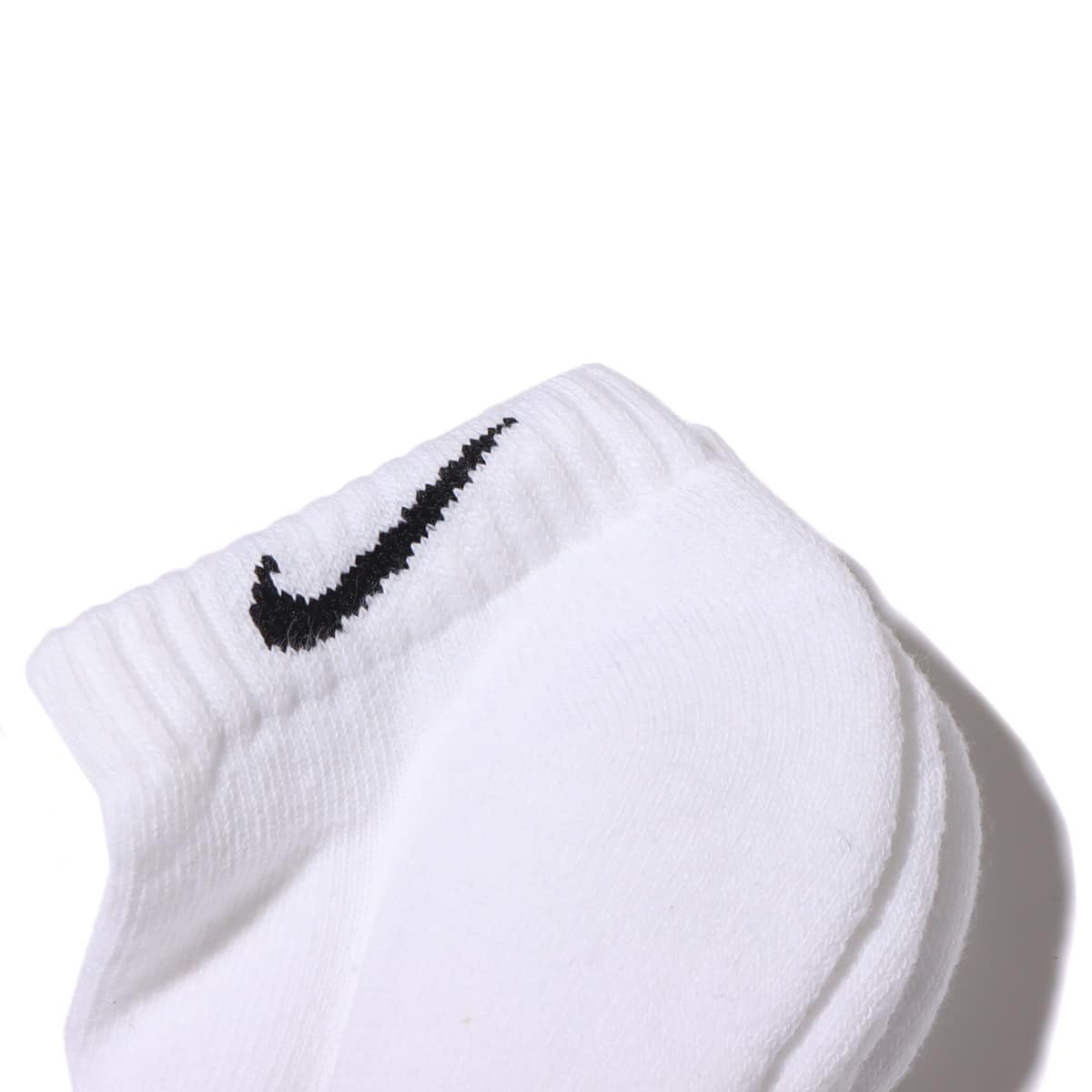 NIKE U NK EVERYDAY CUSH LOW 3PR WHITE/BLACKの画像