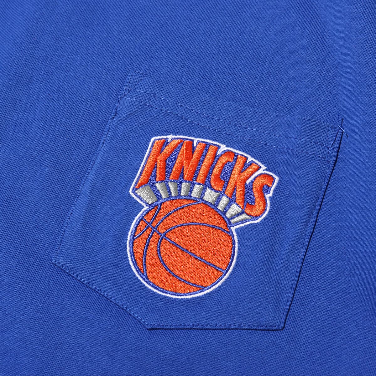 Mitchell & Ness PREMIUM POCKET TEE NYK BLUEの画像