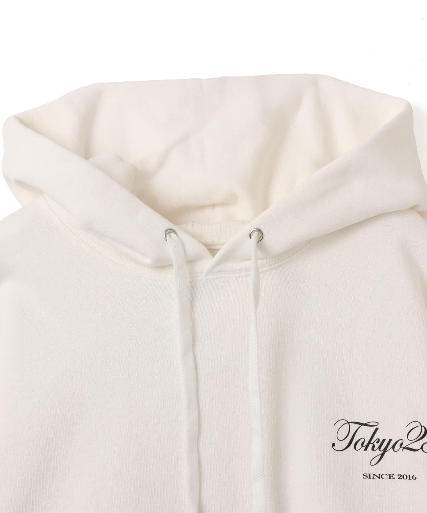 TOKYO 23 Emblem Hooded Sweatshirt WHITEの画像
