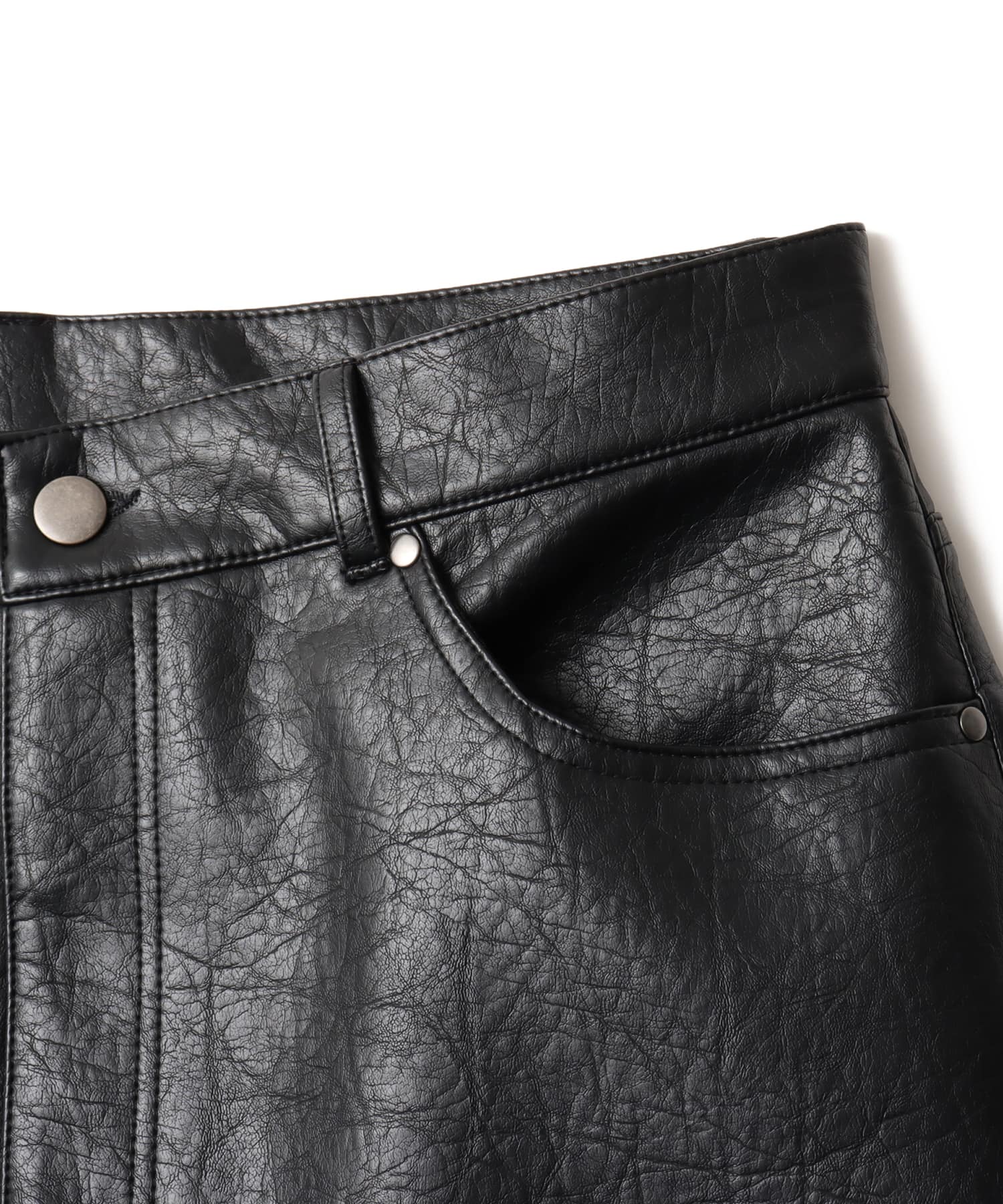 TOKYO 23 FAUX LEATHER SHORT PANTS BLACKの画像