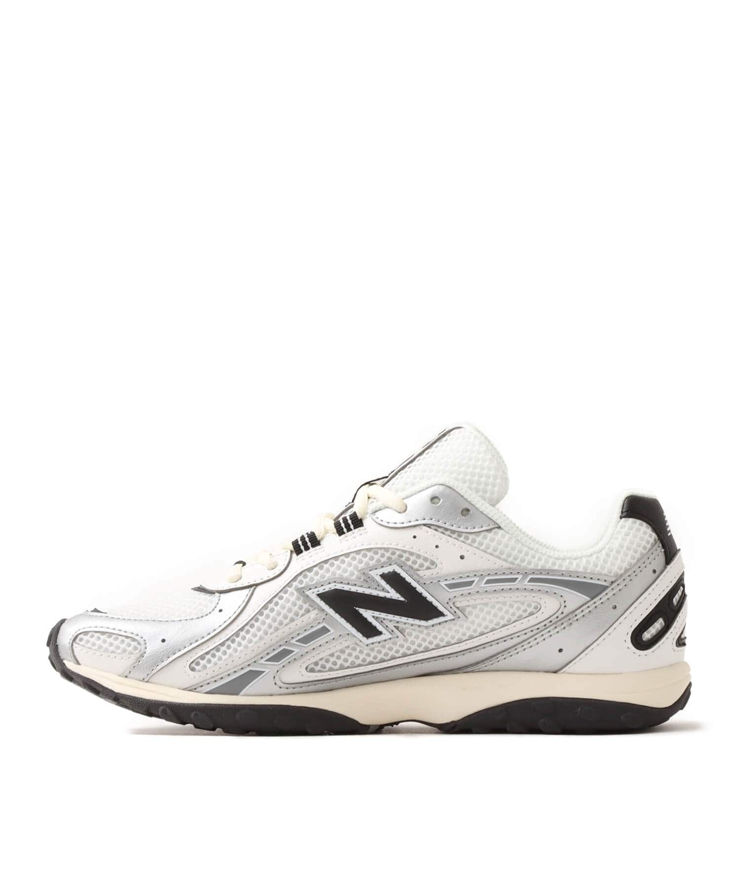New Balance U204LSWD WHITE/BLACKの画像