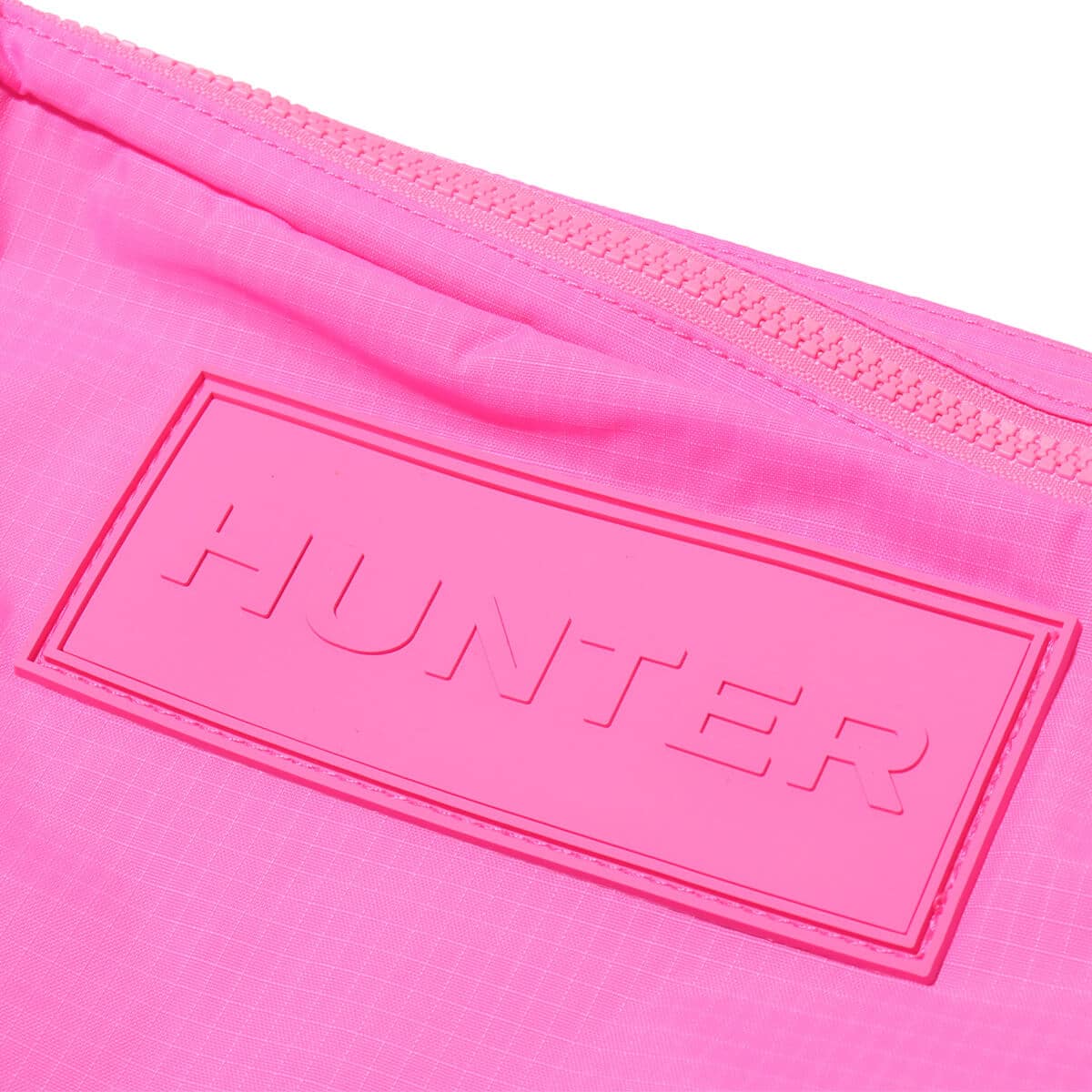 HUNTER TRAVEL RIPSTOP SACOCHE Highlighter Pink の画像