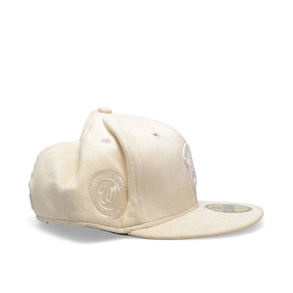 UBIQ DC NEW ERA BEIGE の画像