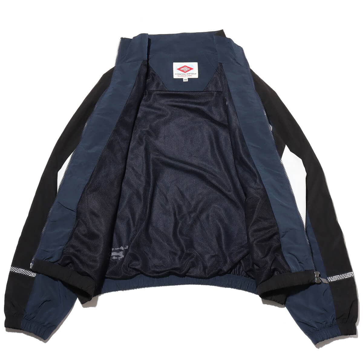 UMBRO WIND JACKET ネイビー の画像