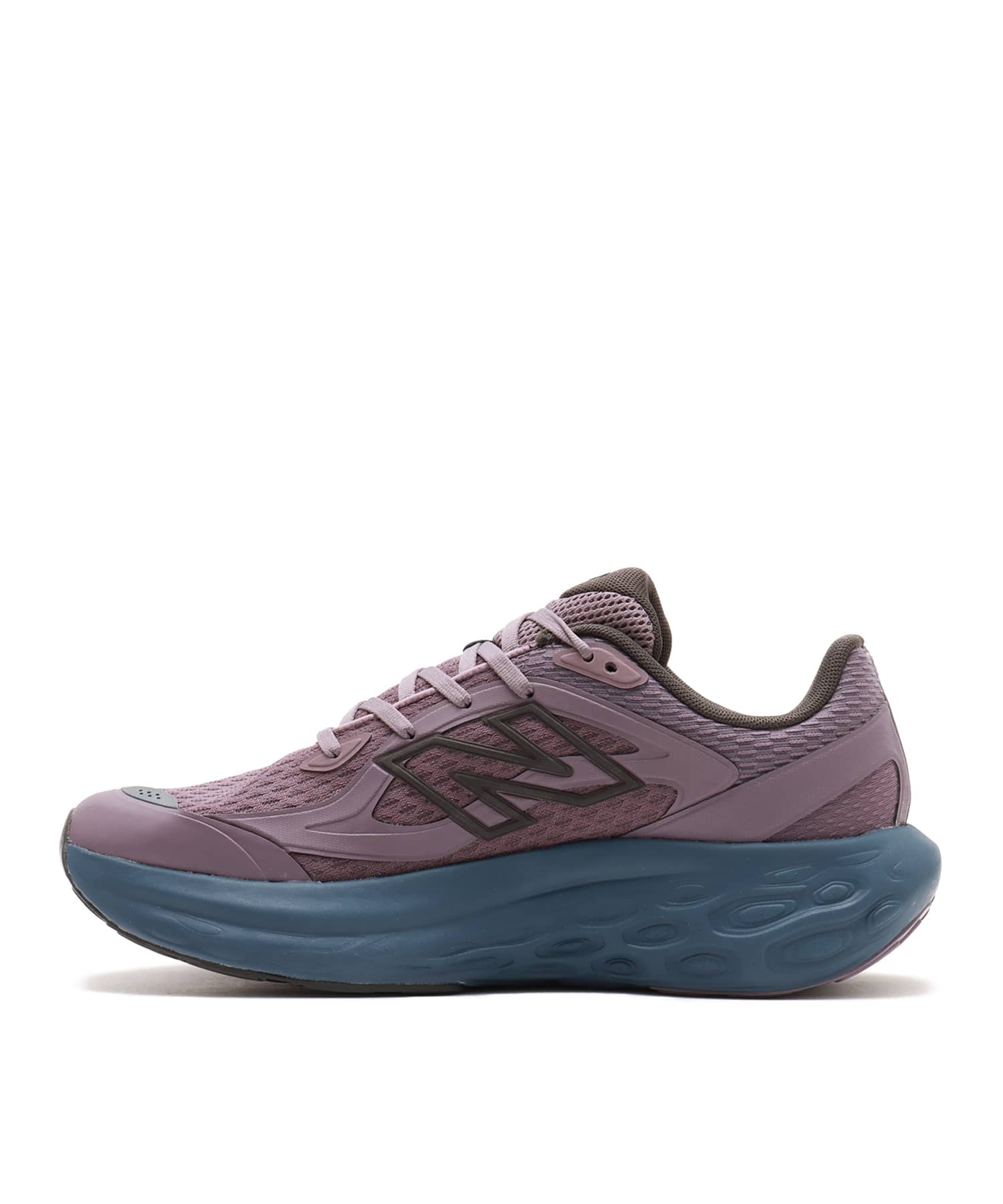 New Balance UTRNWB PURPLEの画像
