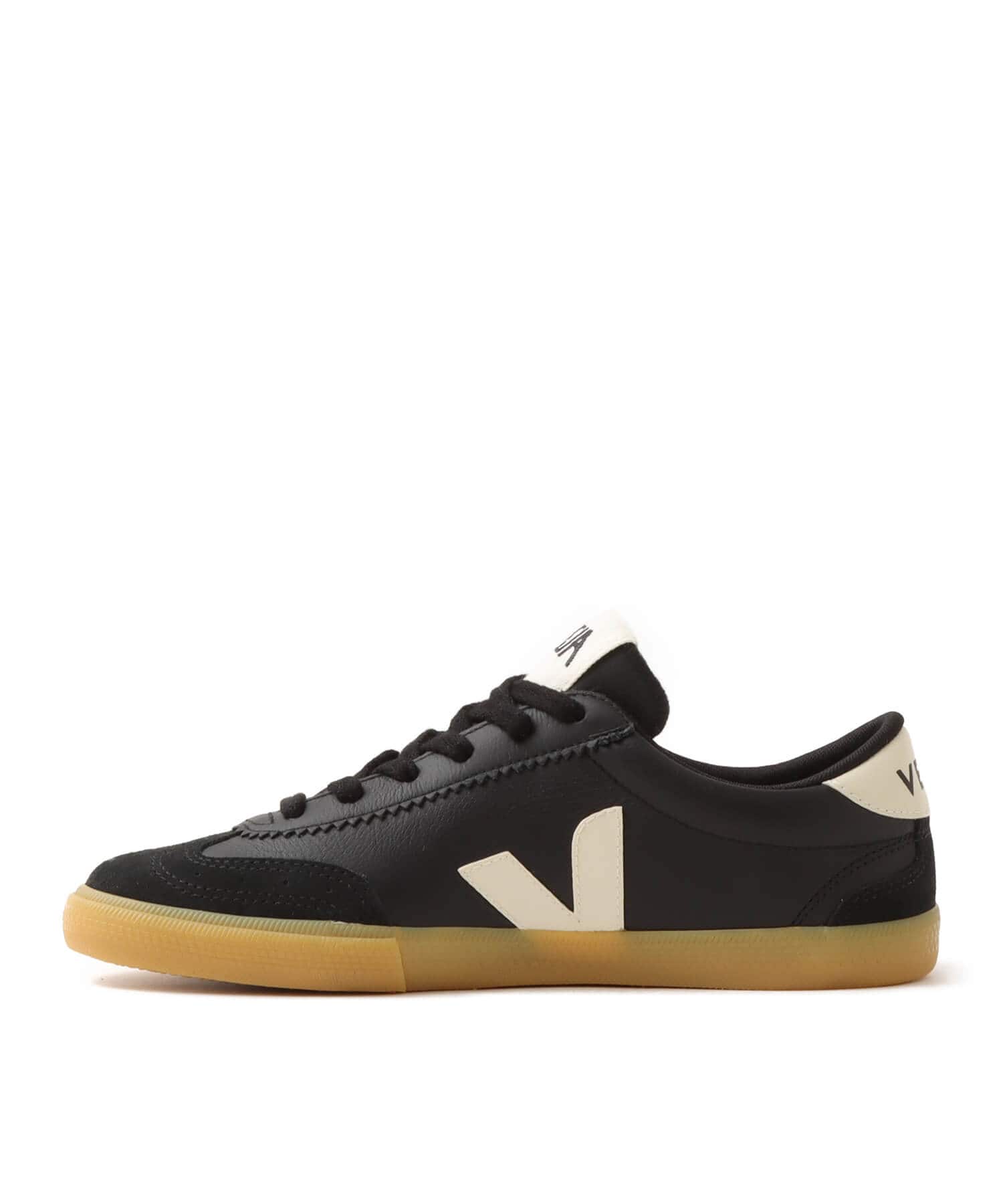 VEJA VOLLEY BLACK PIERREの画像