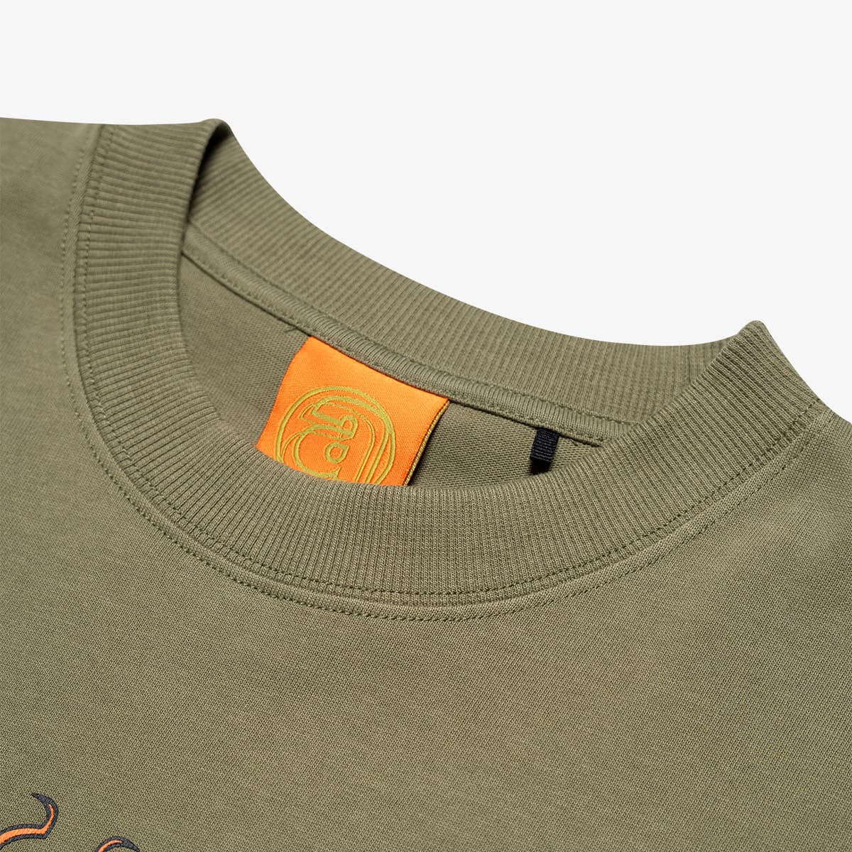 AGAINST LAB X ATMOS EMBLEM TEE OLIVEの画像