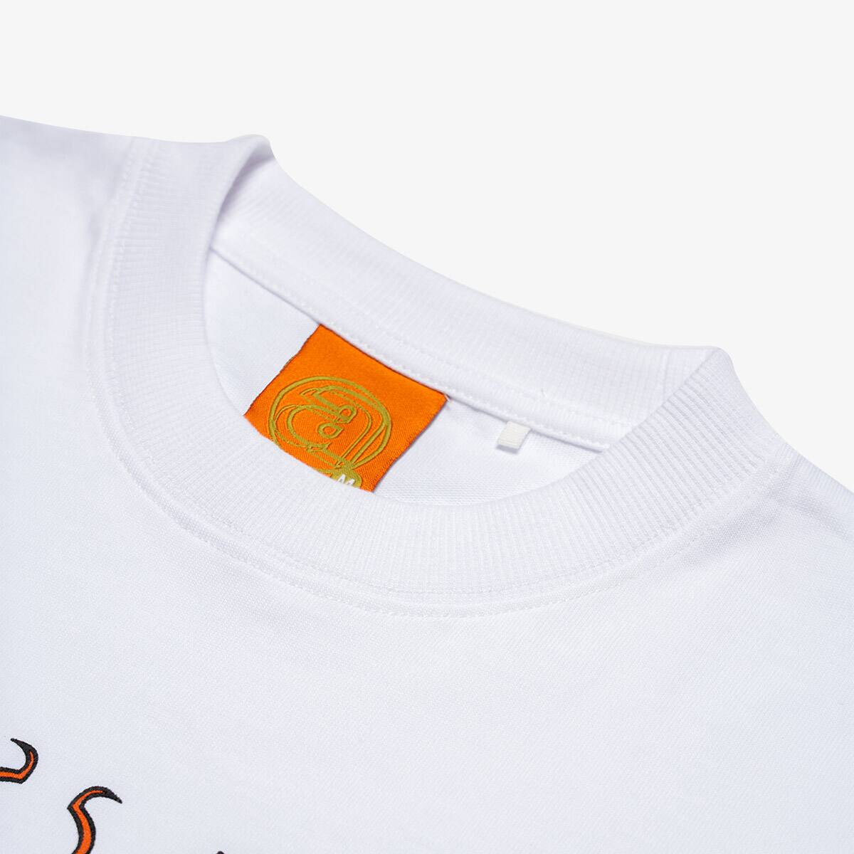AGAINST LAB X ATMOS EMBLEM TEE WHITEの画像