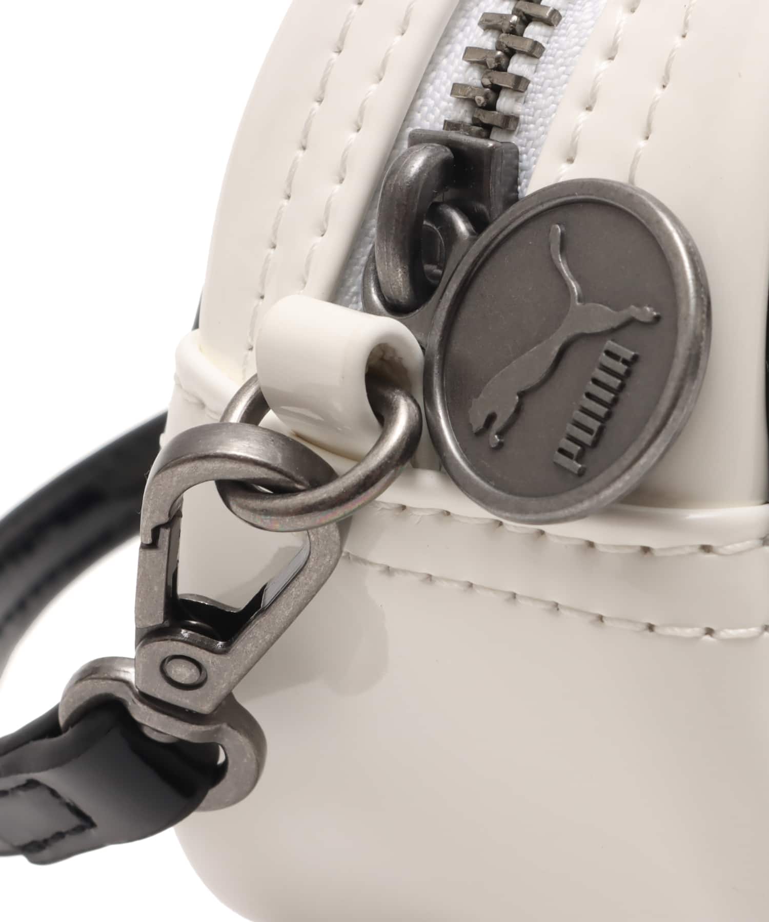 PUMA 1976 MICRO GRIP バッグ PUMA WHITE-PUMA BLACKの画像