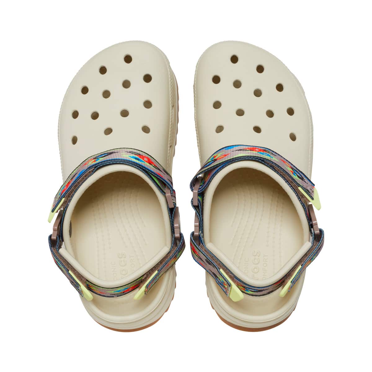 crocs Classic Hiker Ikat Clog Bone/Mushroom の画像