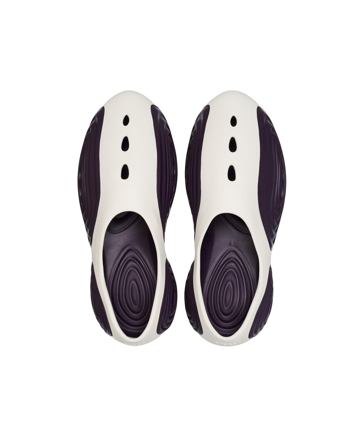 crocs Ripple Oyster/Currantの画像