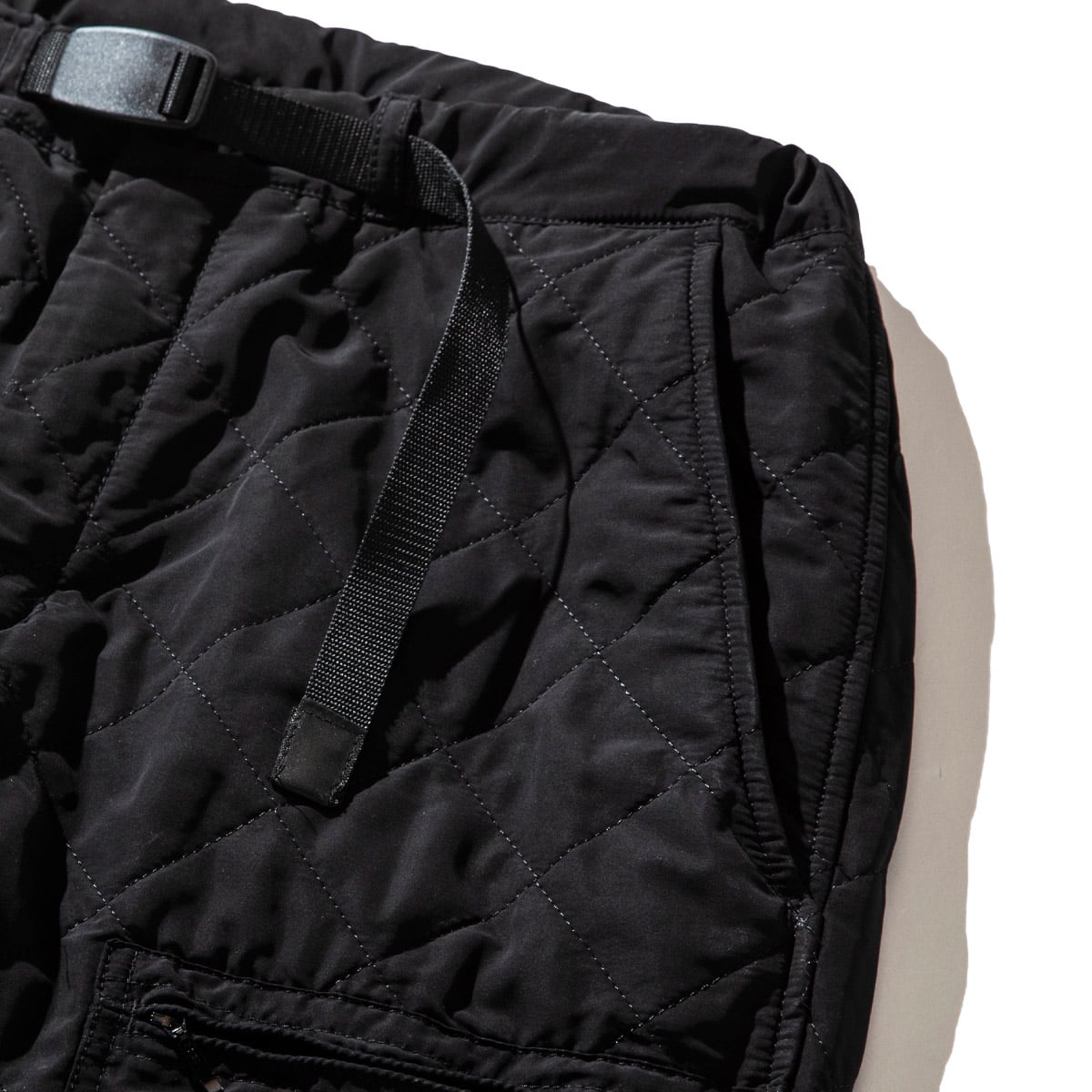UNFRM OUTDOOR STANDARD PACKABLE DIAMOND QUILT CLIMBING PANTS BLACK 21FW-Iの画像