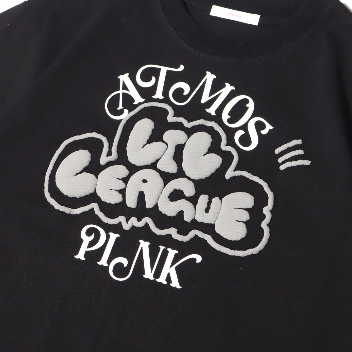atmos pink × LIL LEAGUE 書き下ろしロゴ Tシャツ BLACK
