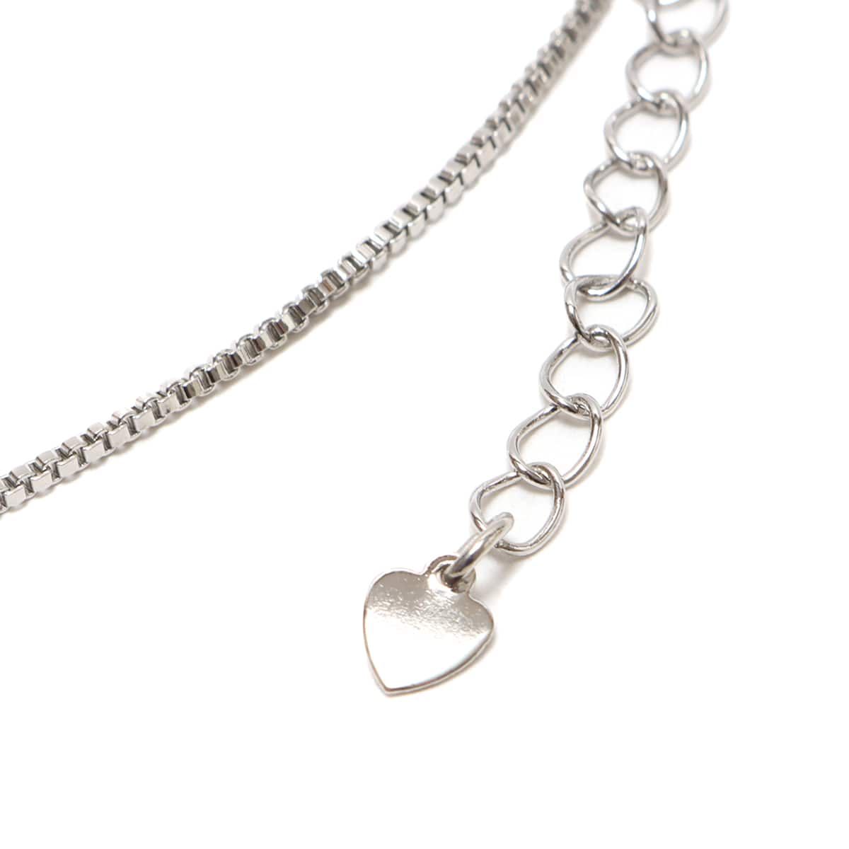 atmos pink メッセージロゴネックレス SILVERの画像