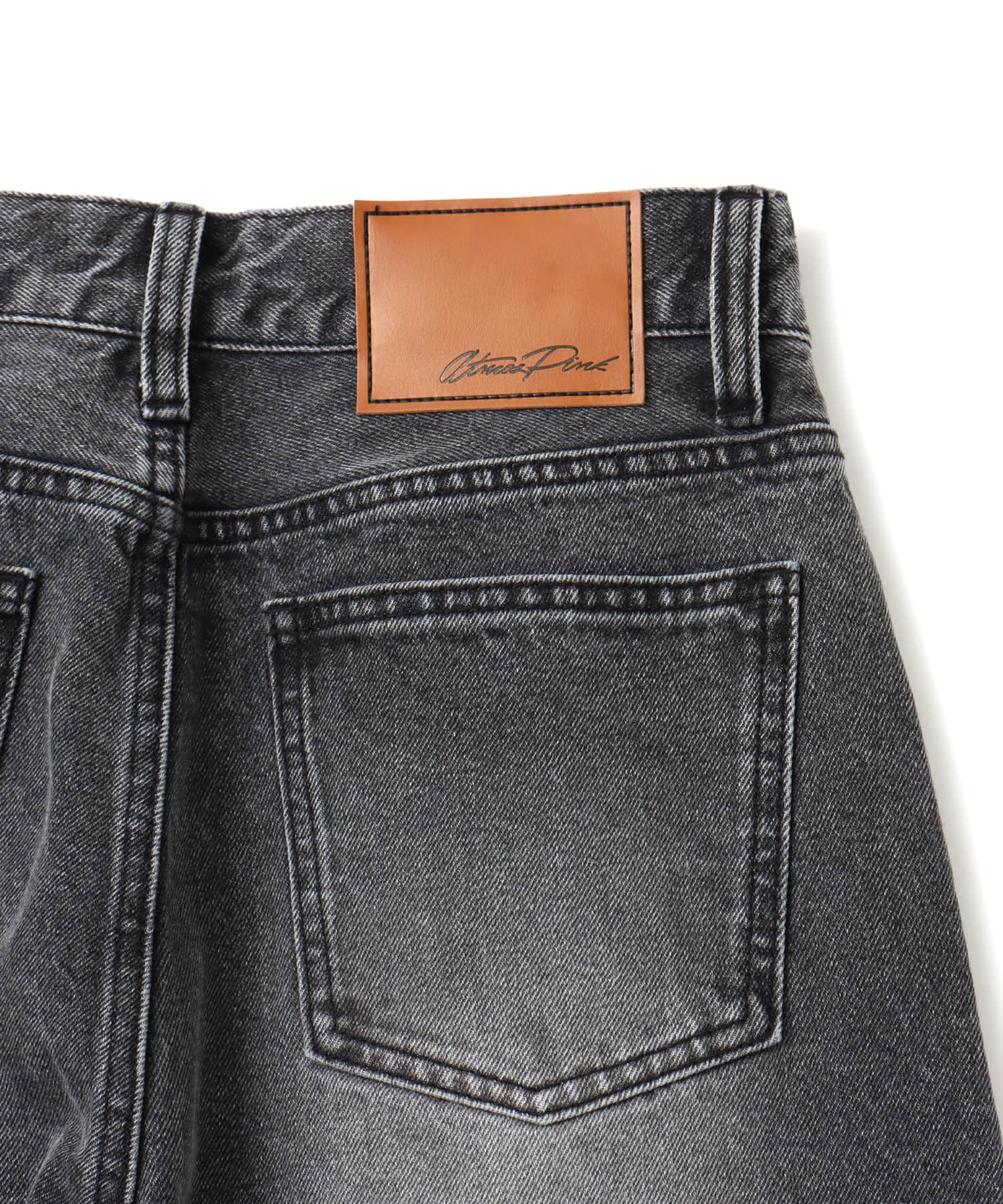 atmos pink Loose Denim Pants BLACKの画像