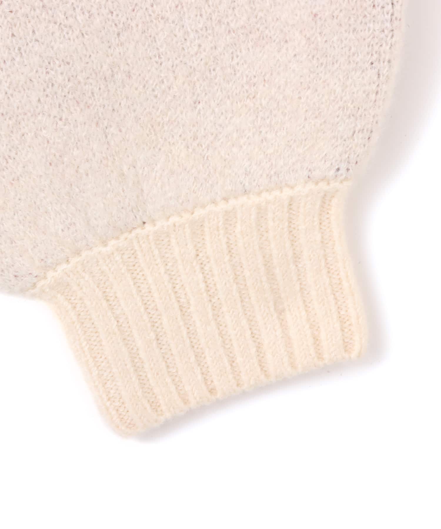 atmos pink  Logo Crew Knit Tops WHITEの画像