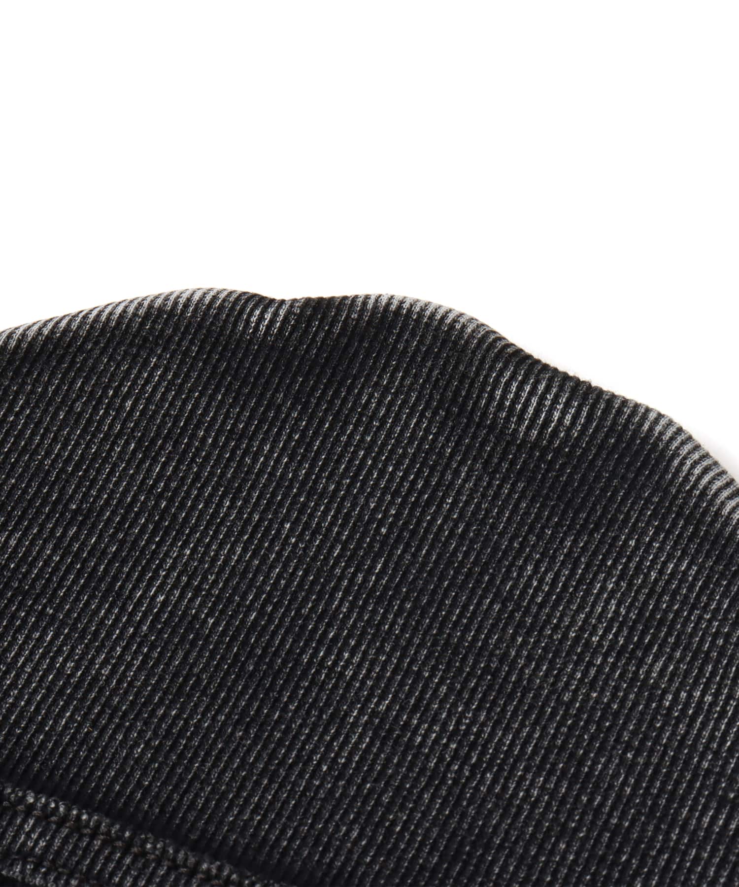 atmos pink Pigment Logo Beanie CHARCOALの画像