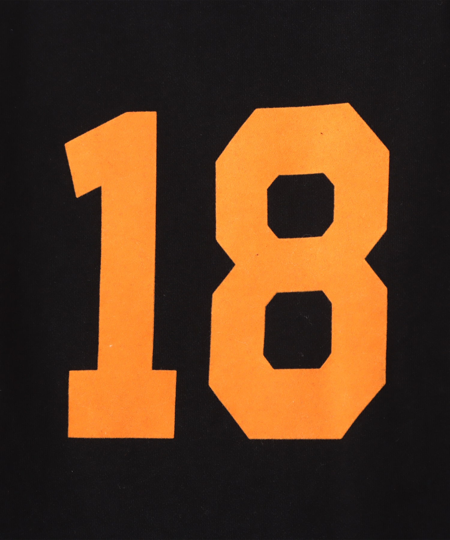 atmos pink Numbering Sweat Top BLACKの画像