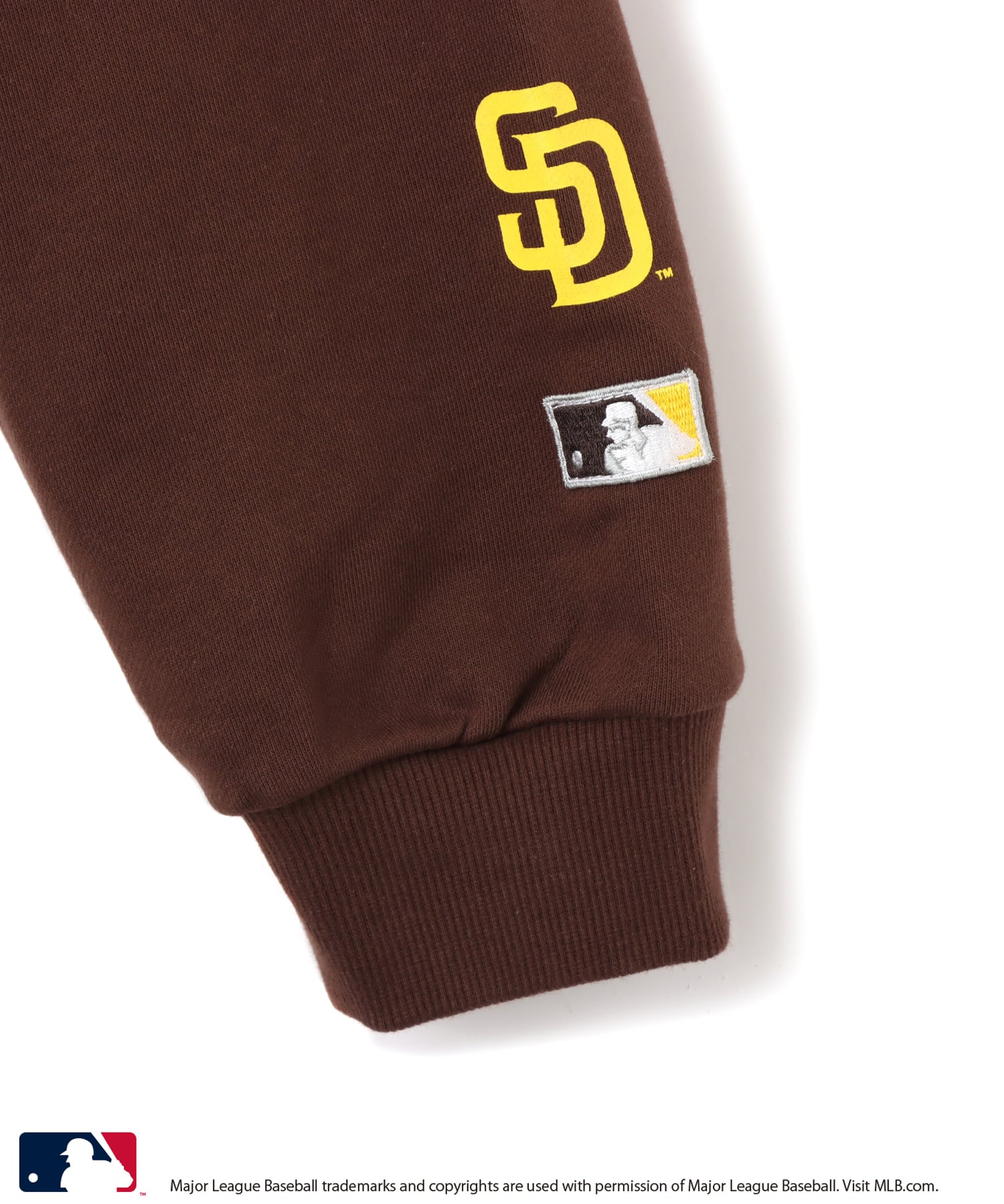 atmos pink MLB Studs Logo Sweat Hoodie BROWNの画像