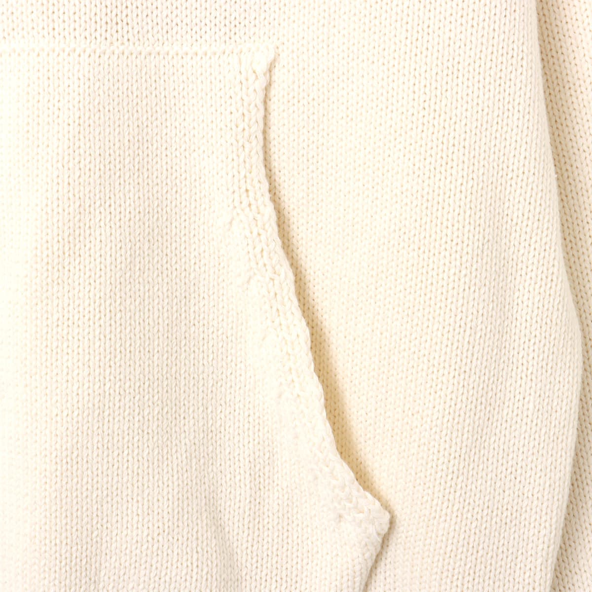 atmos pink Big Logo Knit Hoodie WHITEの画像
