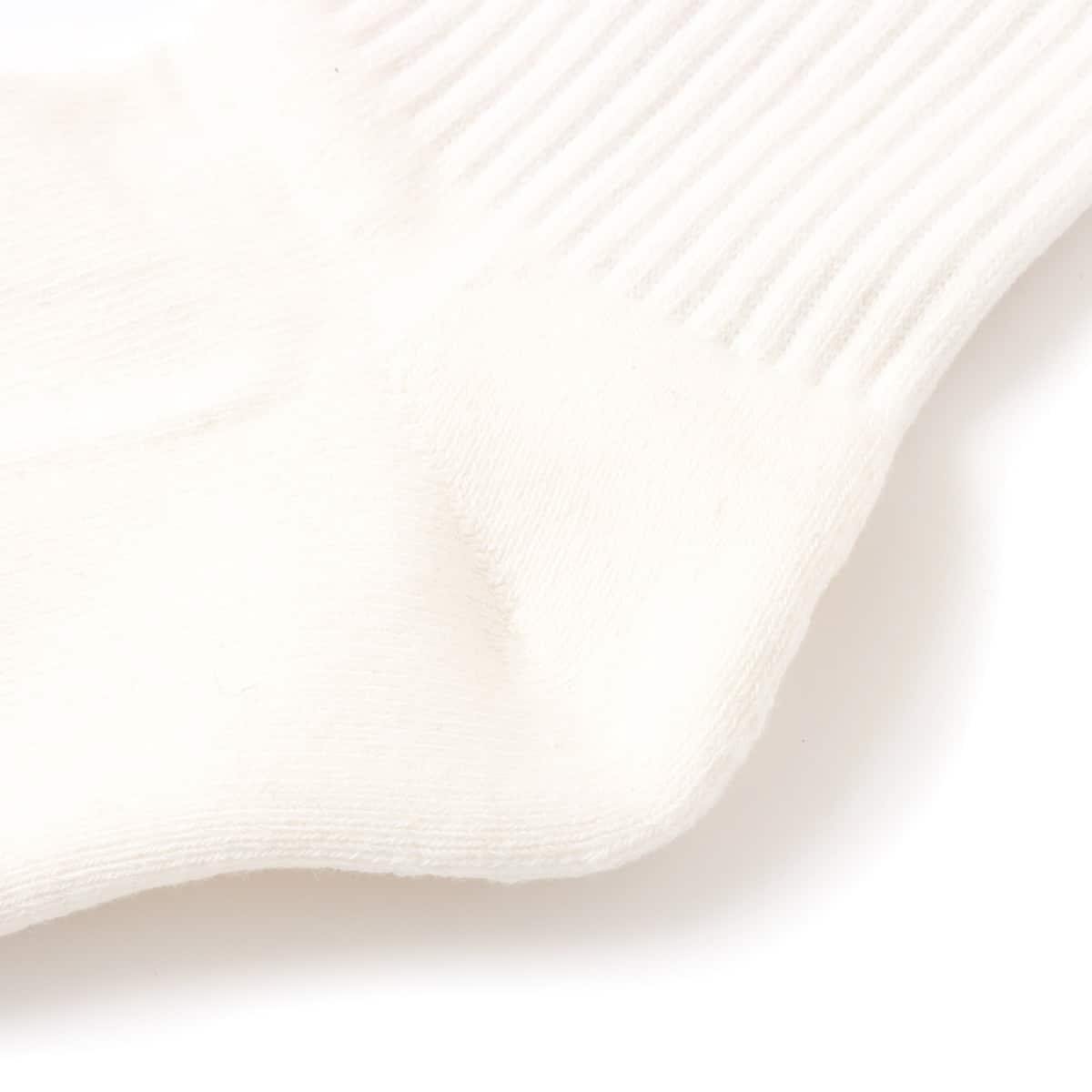 atmos pink Classic Embroidery Logo Line Socks WHITEの画像